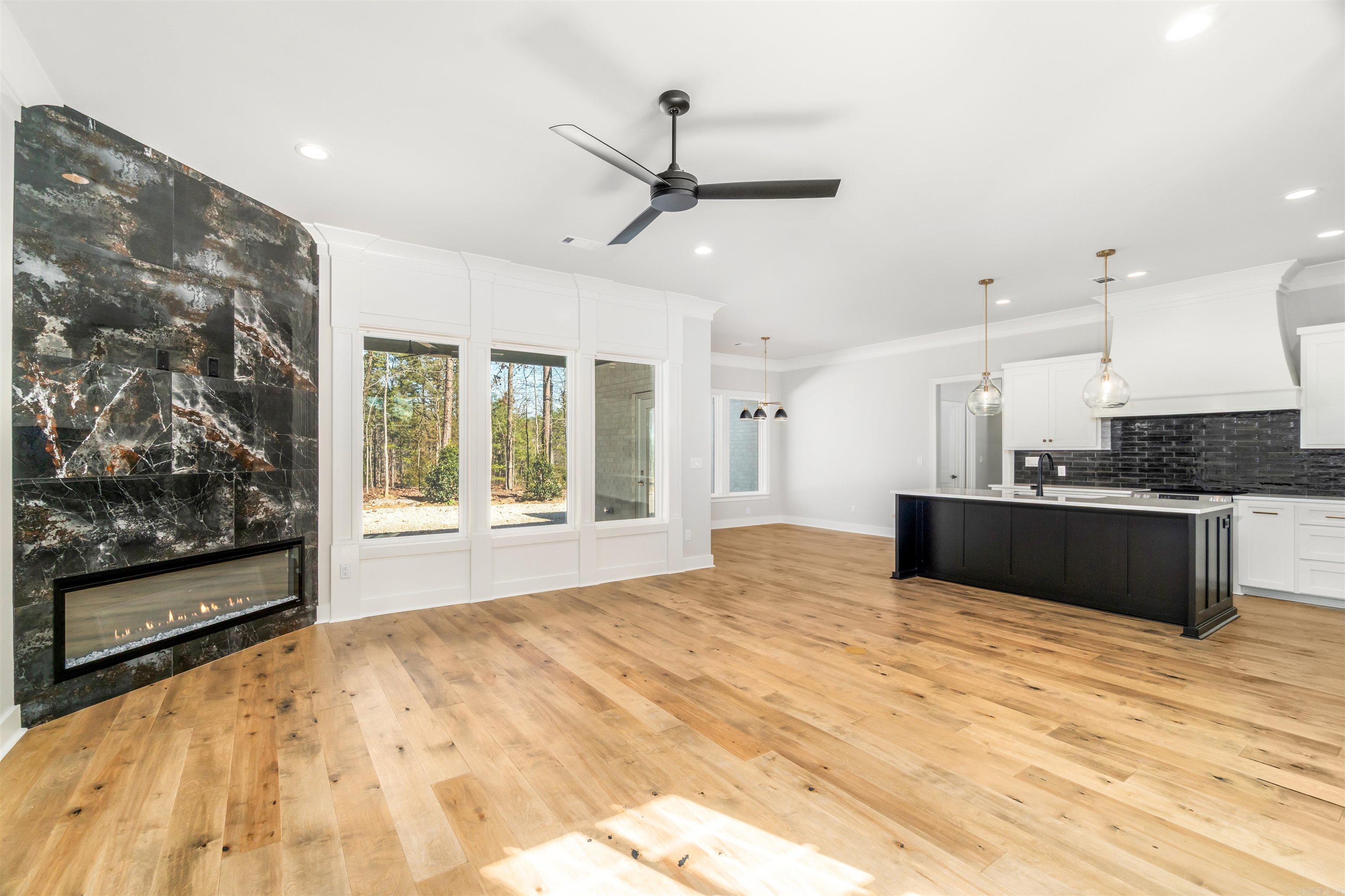 8 Acambaro Place Hot Springs Village, AR 71909