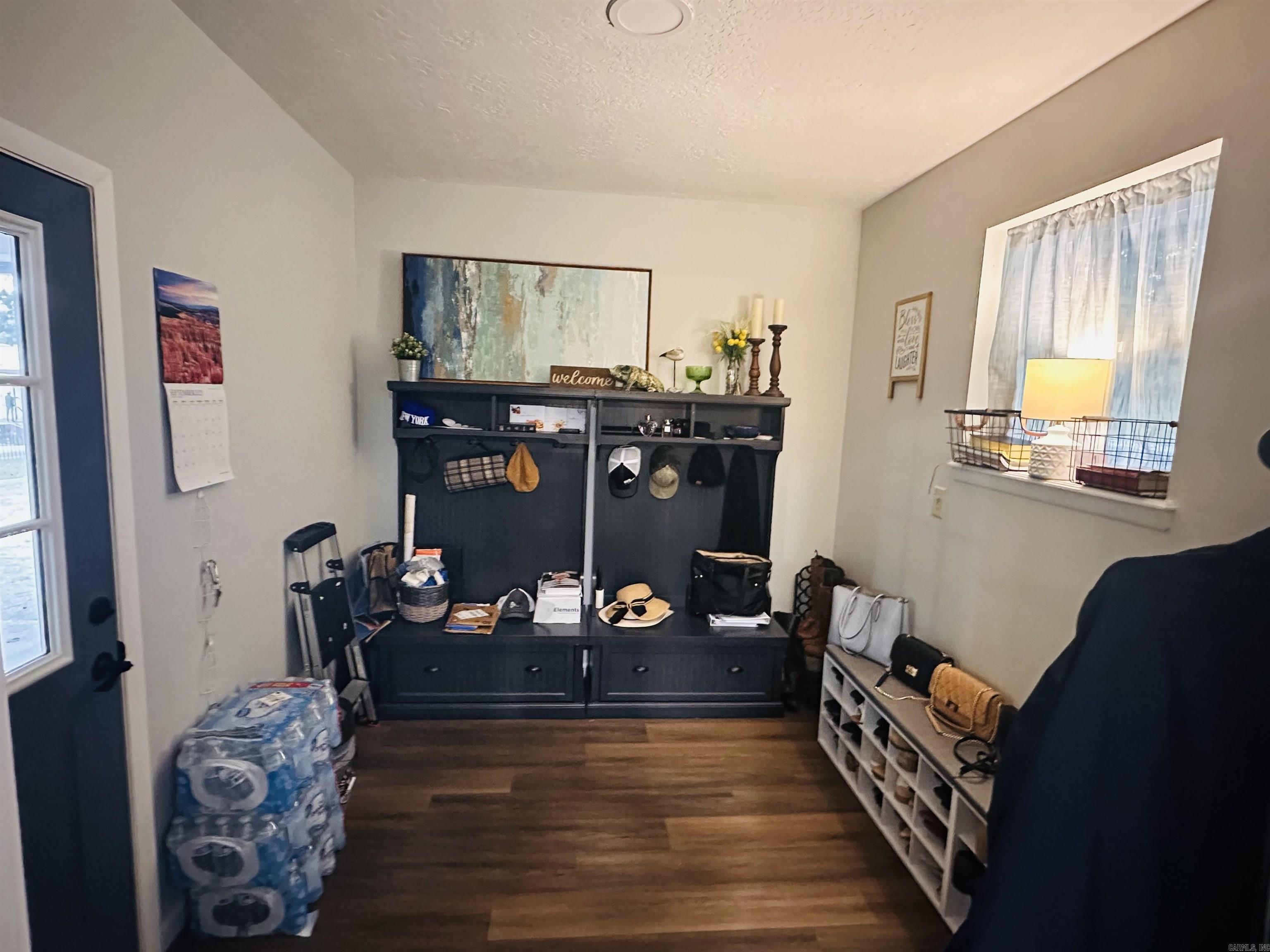 137 N Pine  Mount Ida, AR