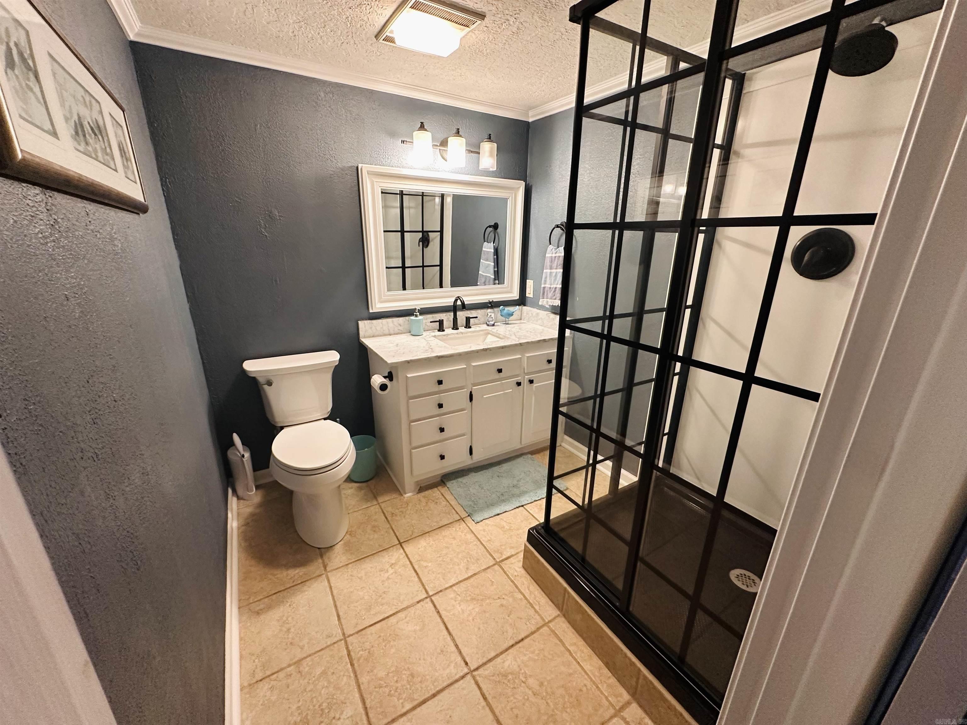 137 N Pine  Mount Ida, AR