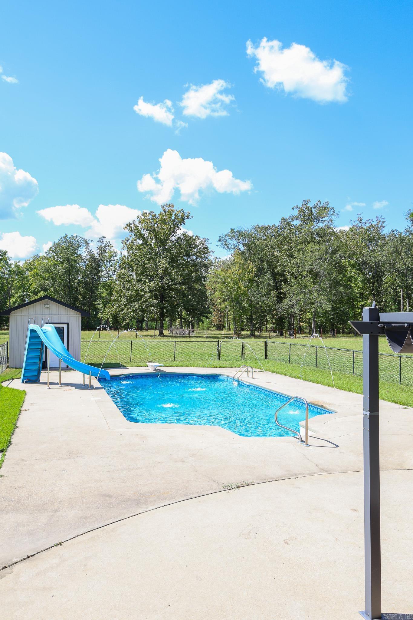 5022 Highway 7 Camden, AR 71701