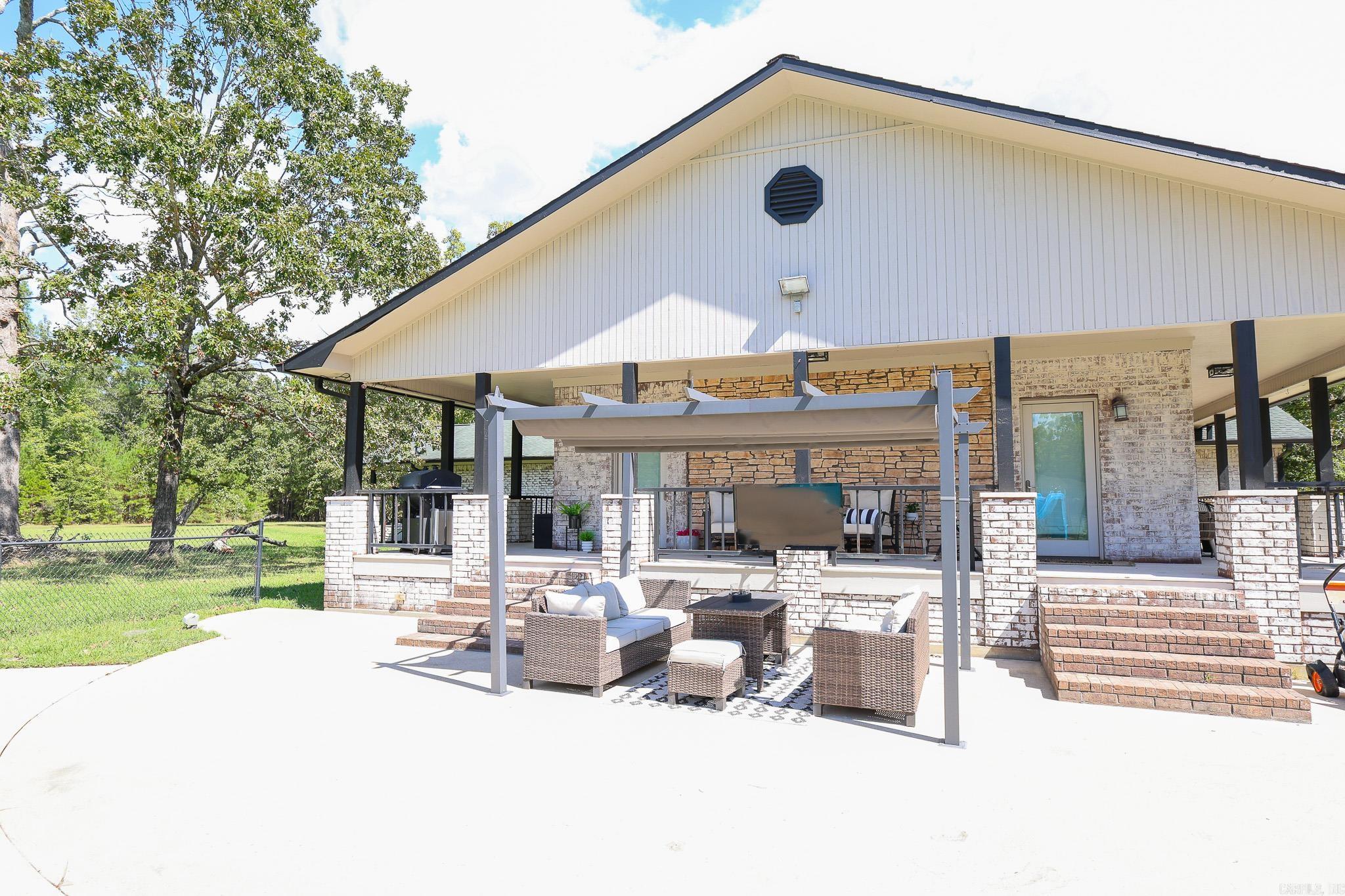 5022 Highway 7 Camden, AR 71701