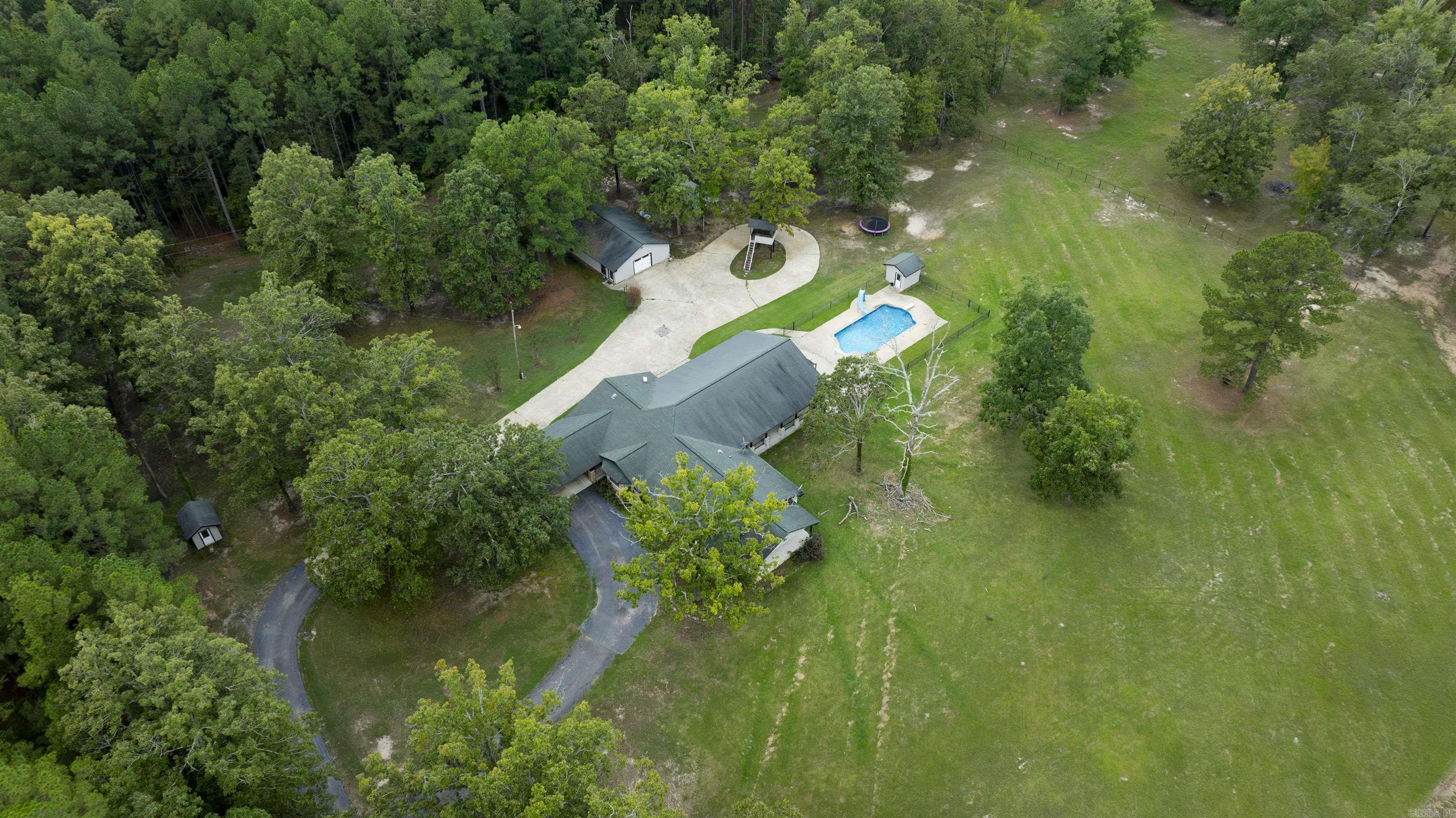 5022 Highway 7 Camden, AR 71701