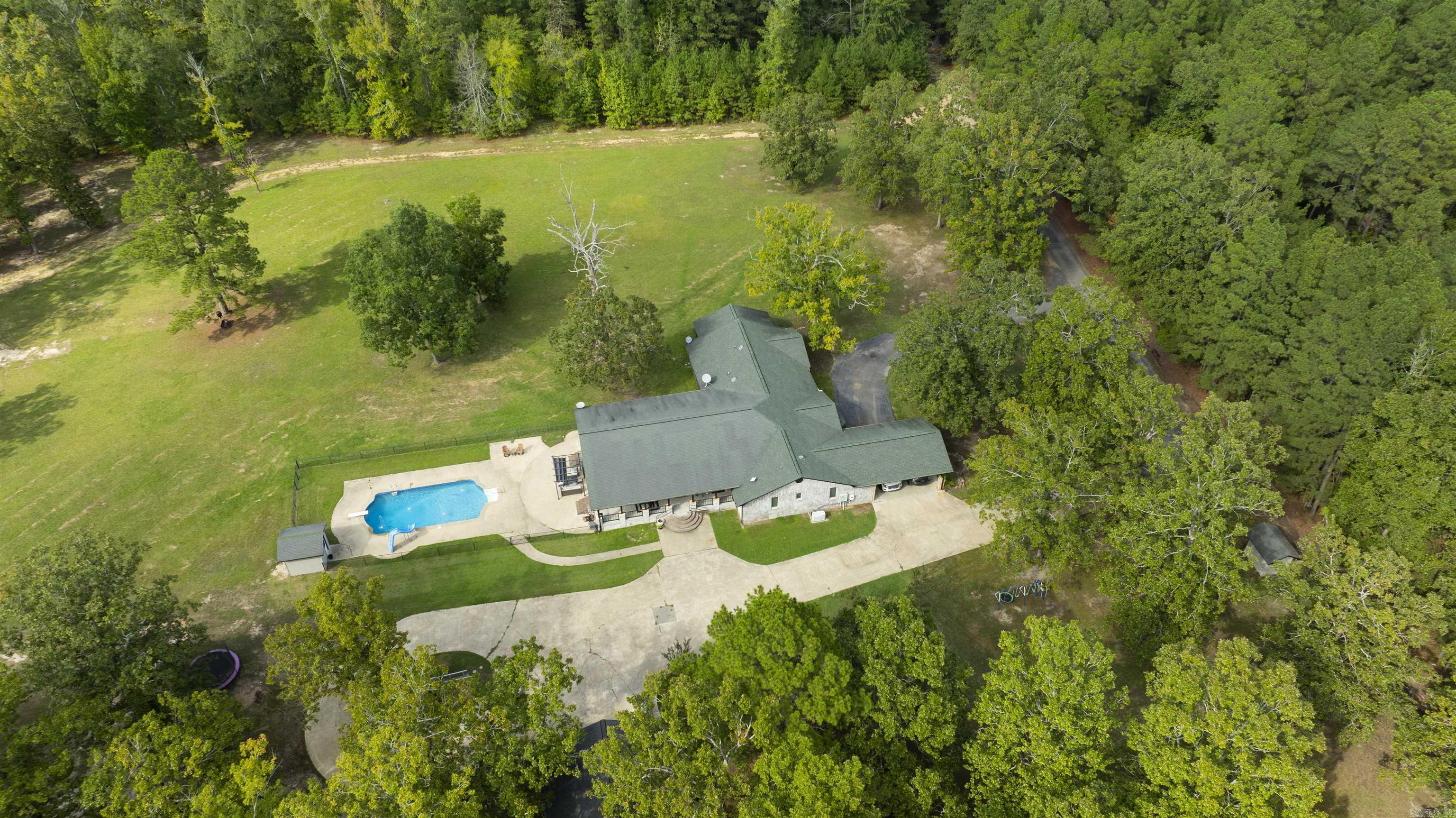 5022 Highway 7 Camden, AR 71701