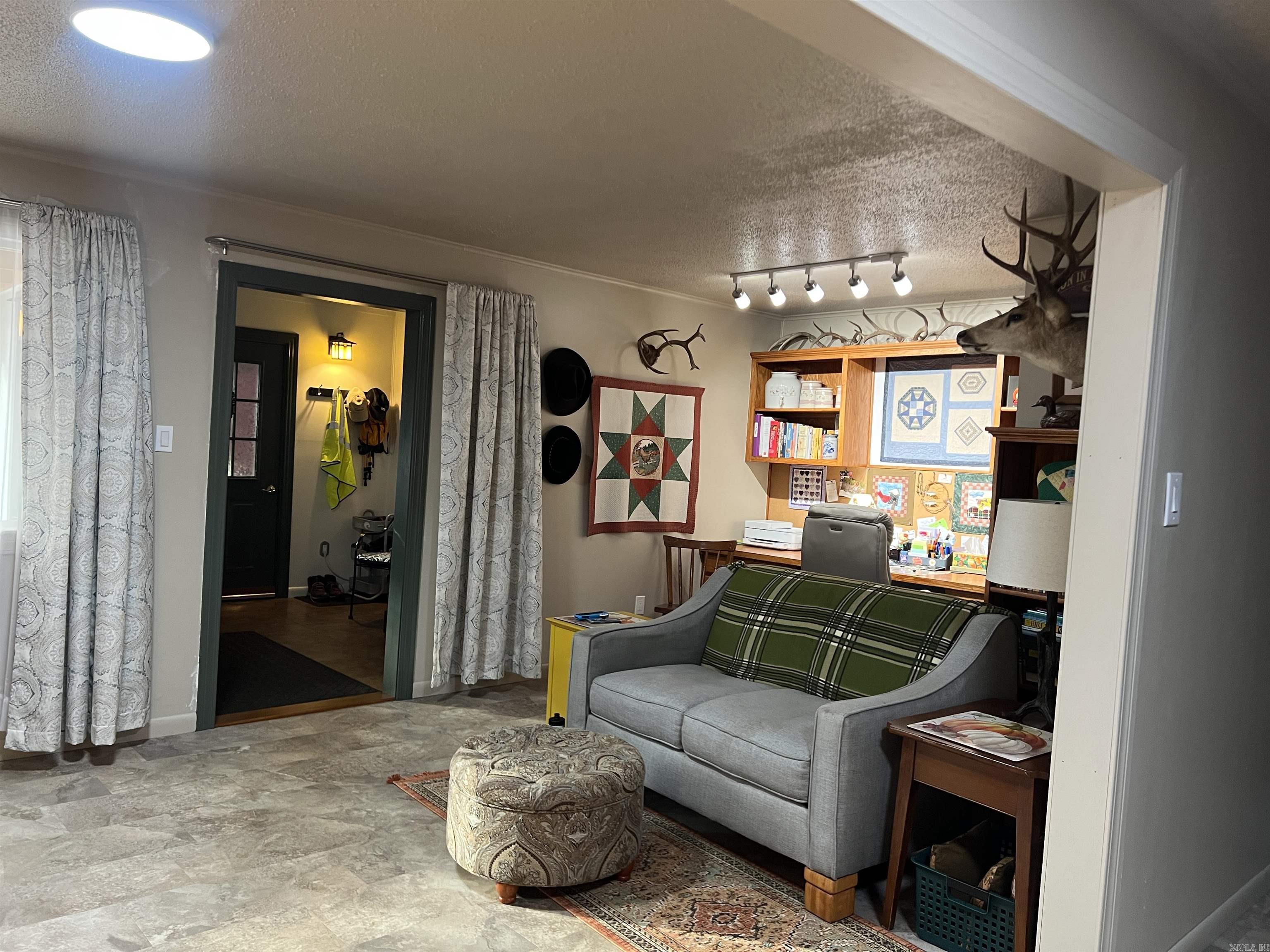 8213 Old Warren Road  Pine Bluff, AR