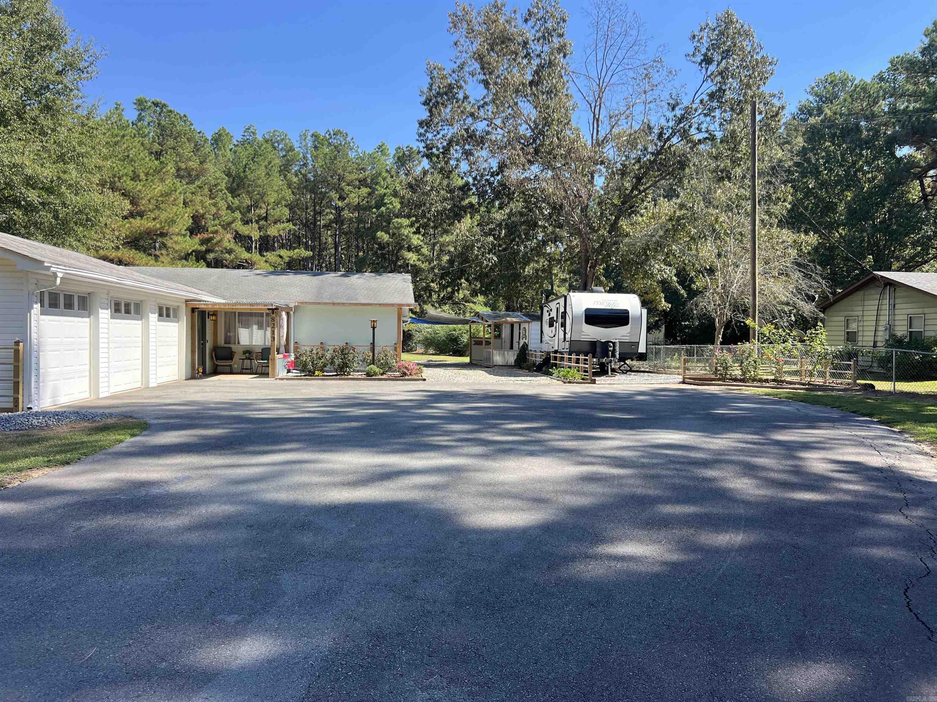 8213 Old Warren Road  Pine Bluff, AR