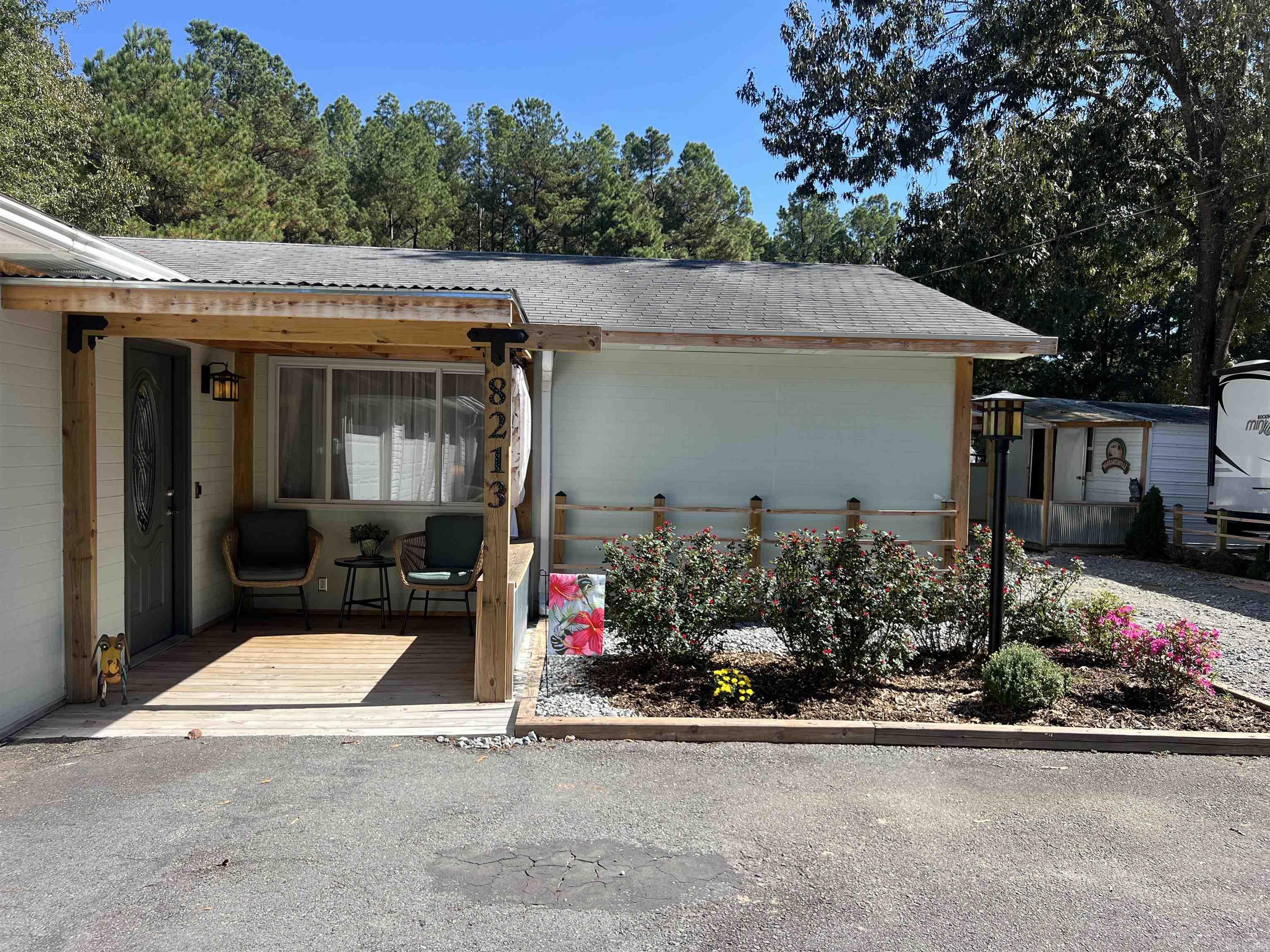 8213 Old Warren Road  Pine Bluff, AR