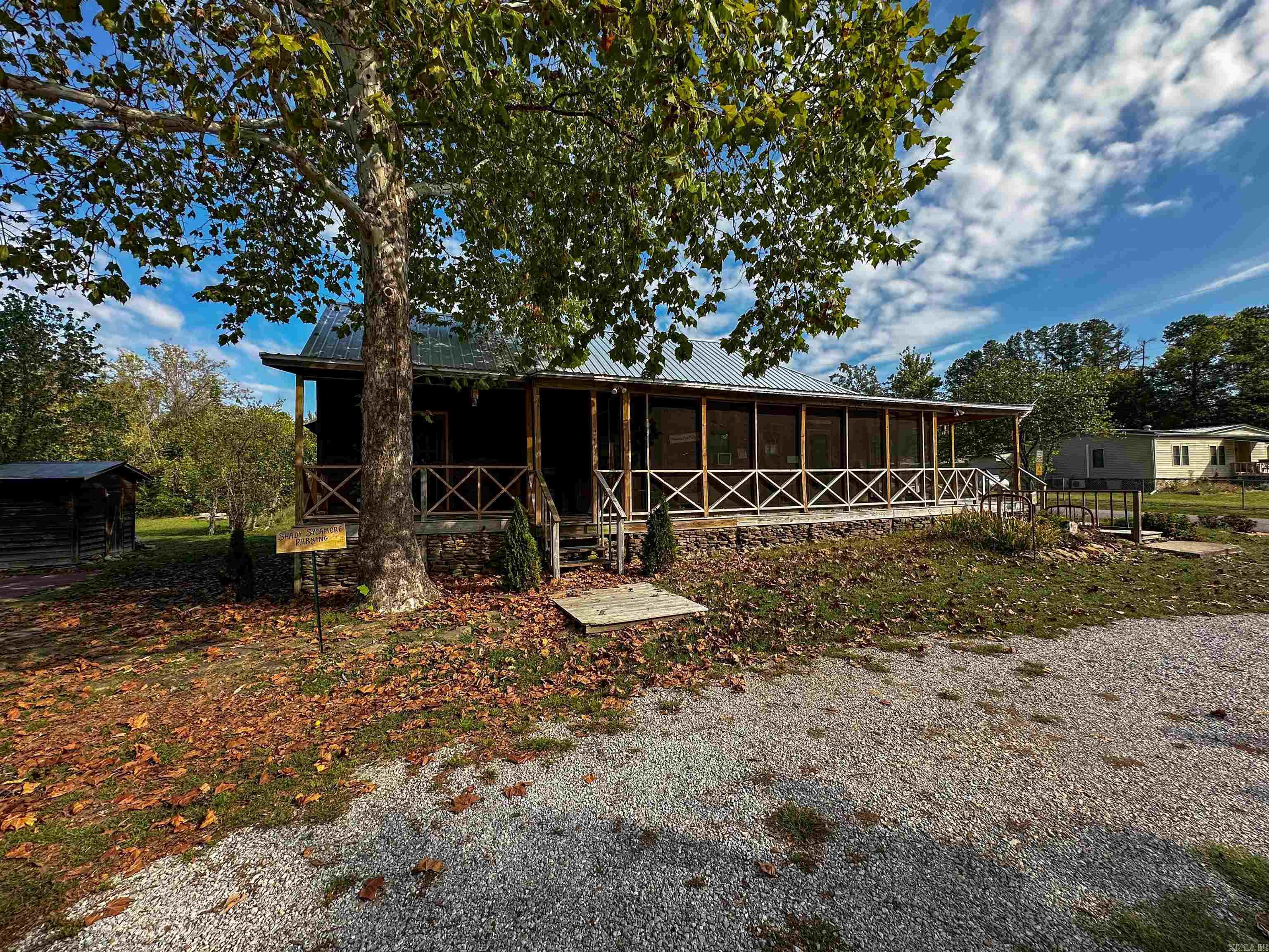 406 Cedar  Mountain View, AR