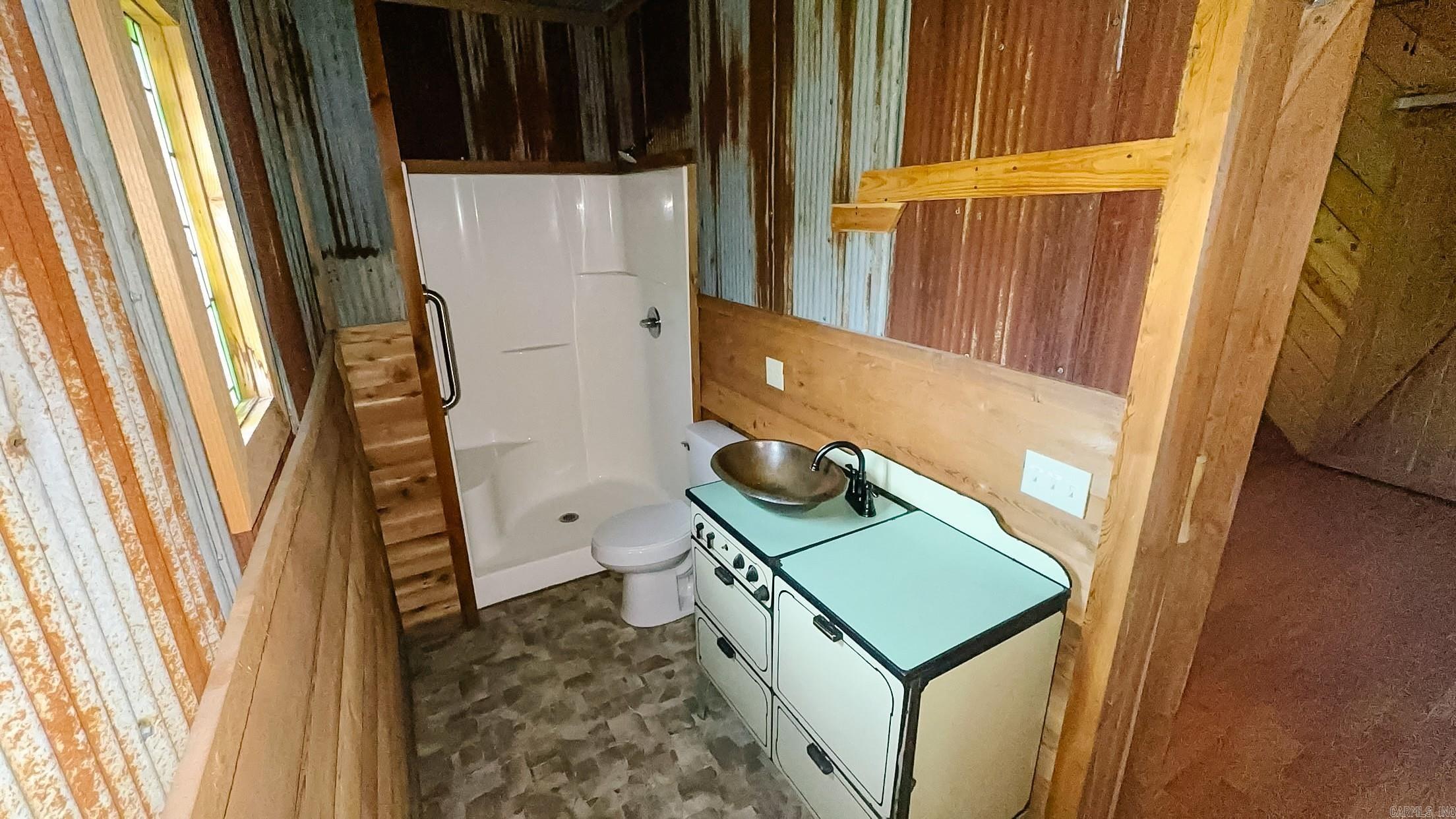 406 Cedar  Mountain View, AR