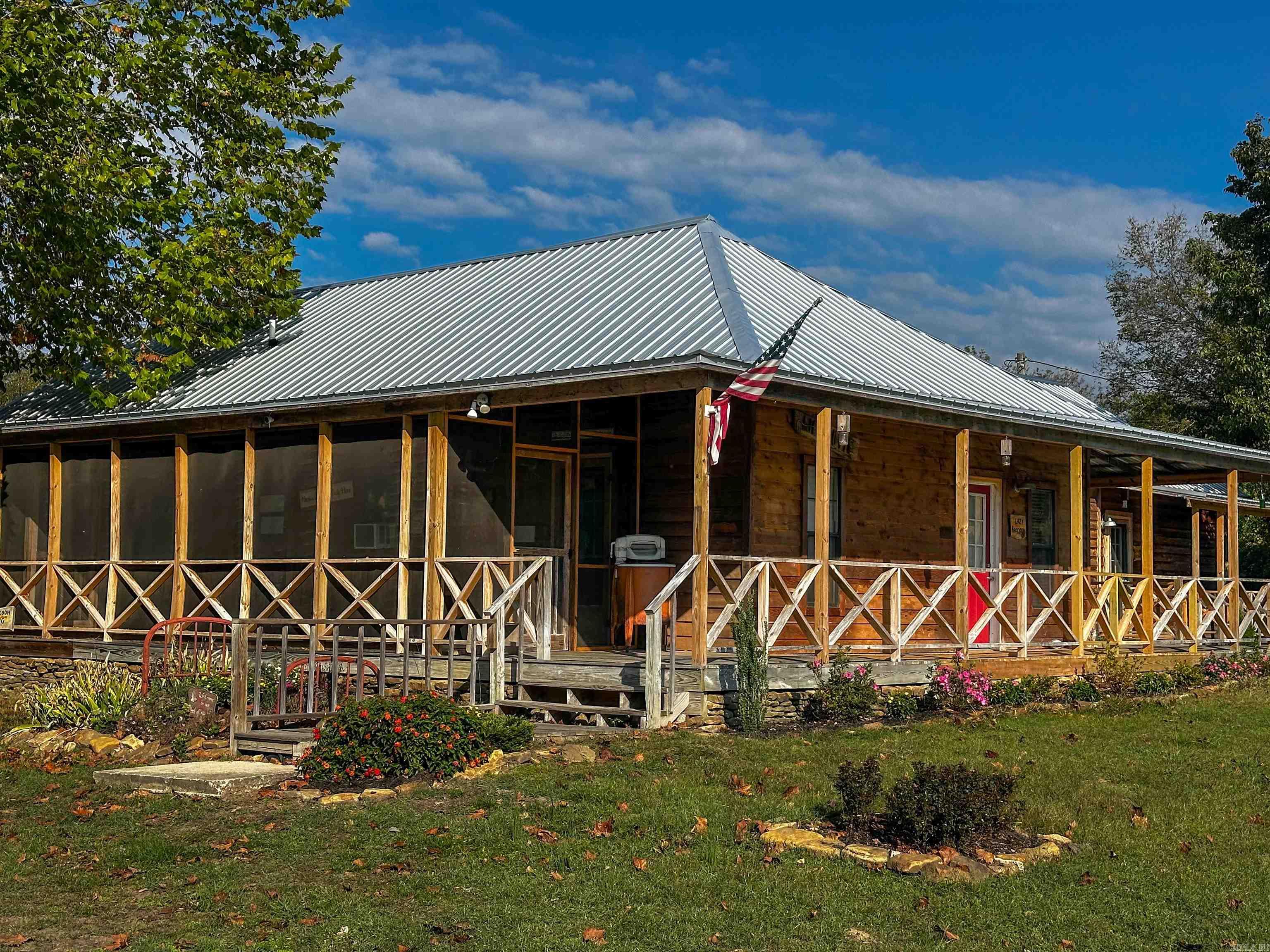 406 Cedar  Mountain View, AR