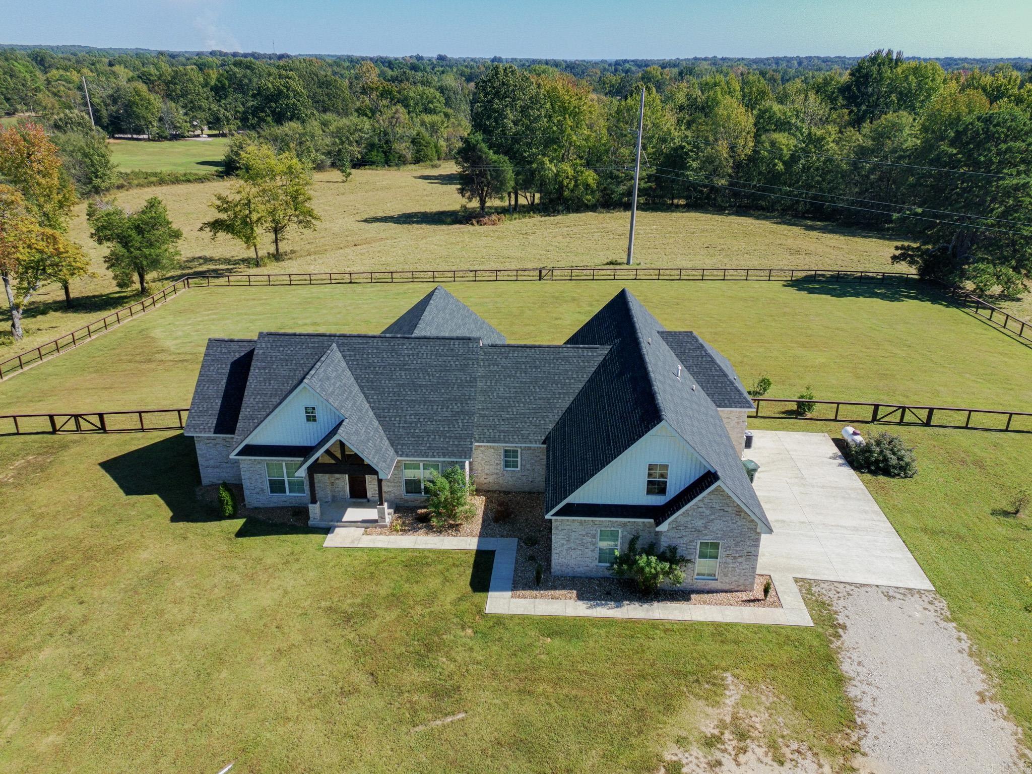 610 County Road 793  Brookland, AR