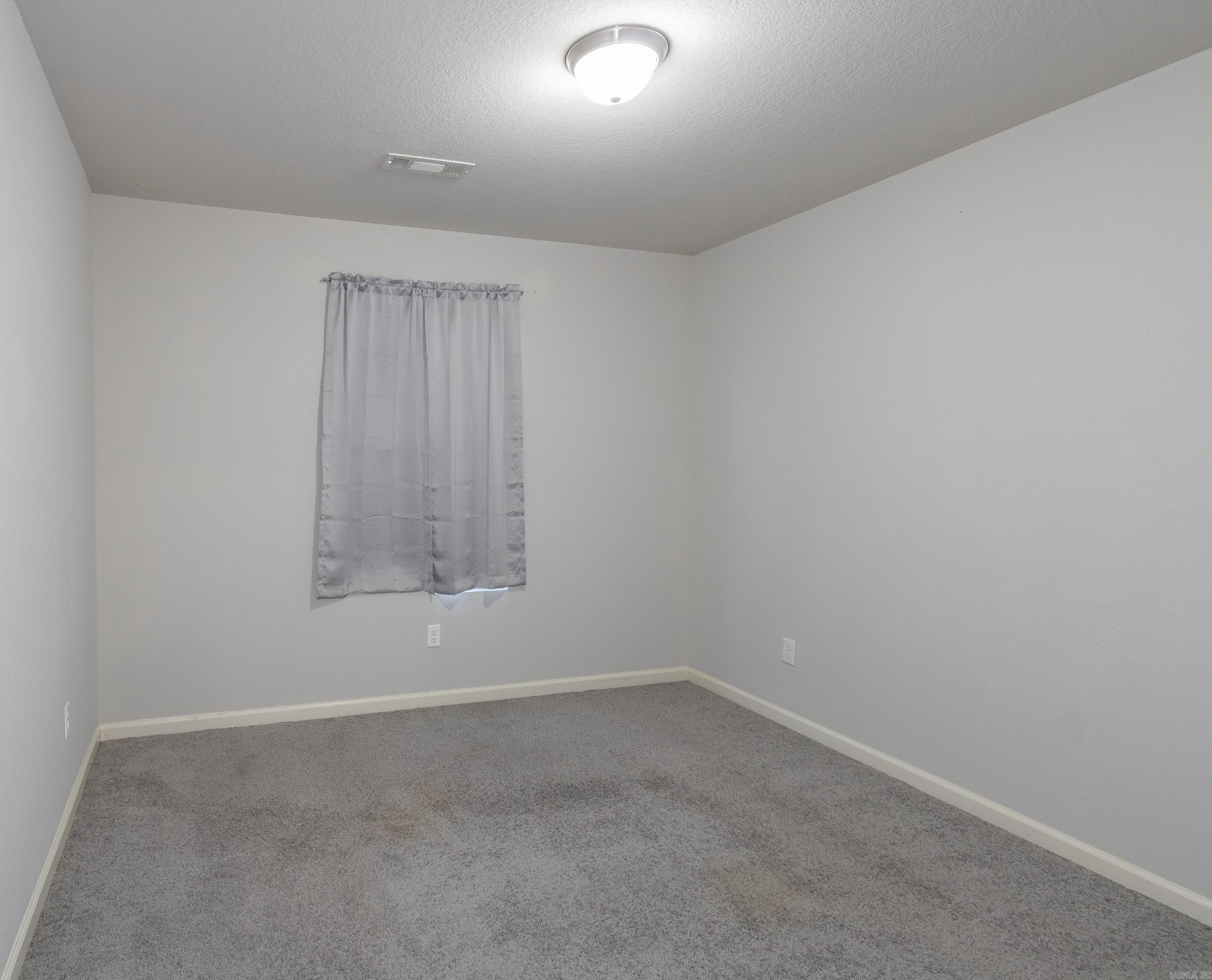 17 Diamanitina Way Little Rock, AR 72204