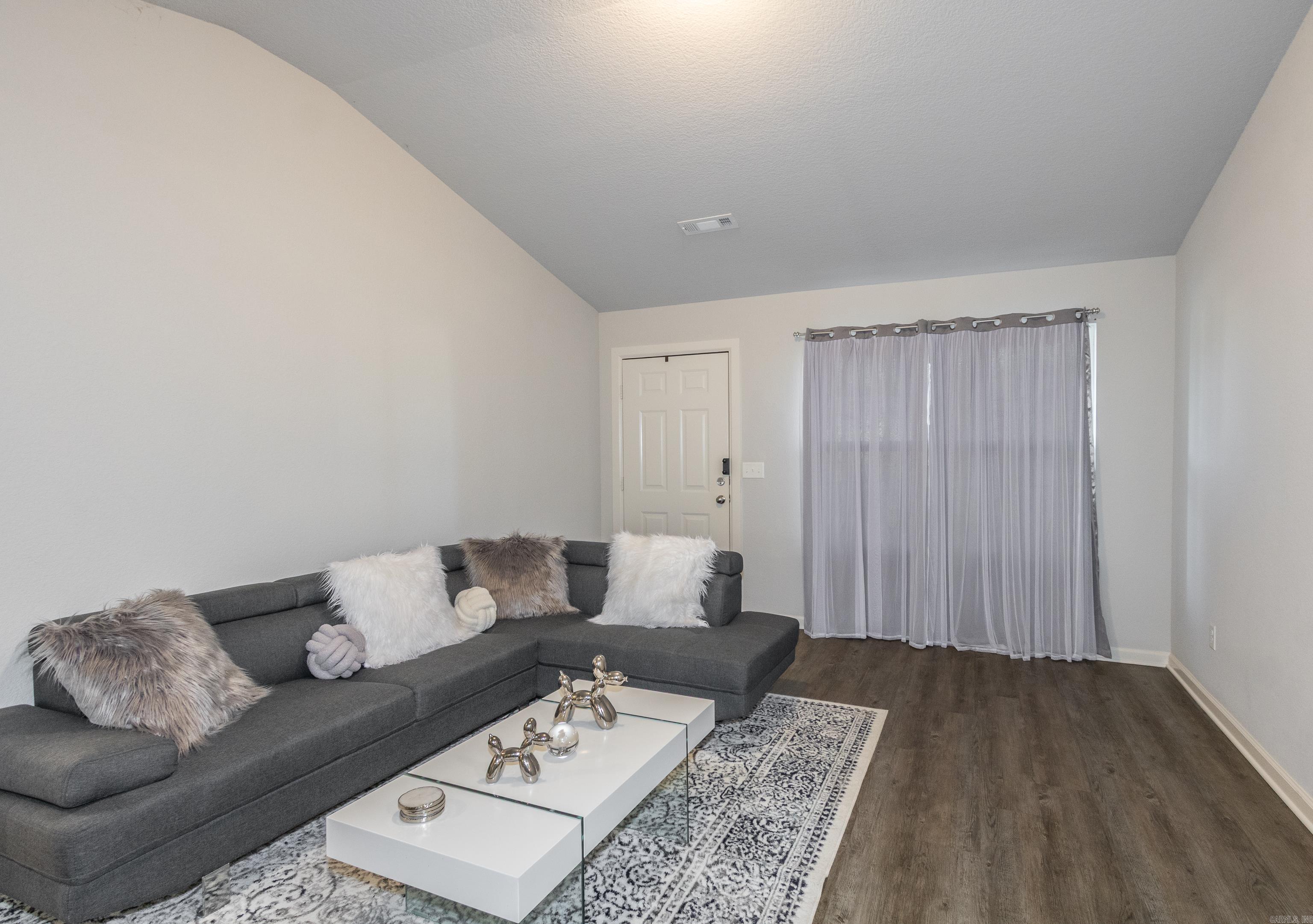 17 Diamanitina Way Little Rock, AR 72204