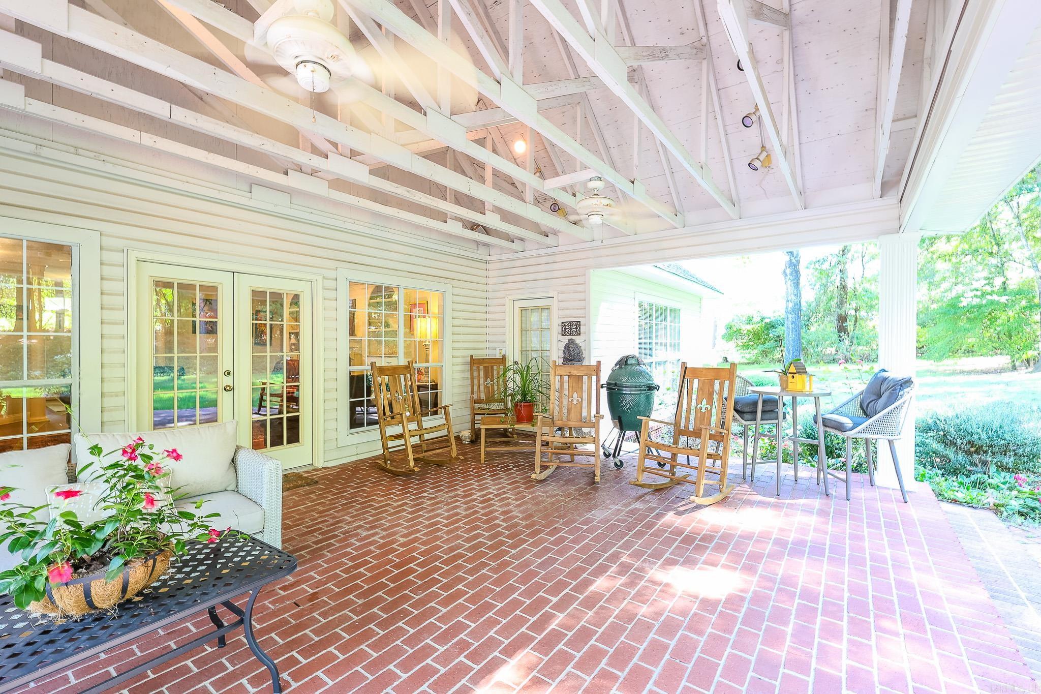 161 Baywood Ln  Monticello, AR