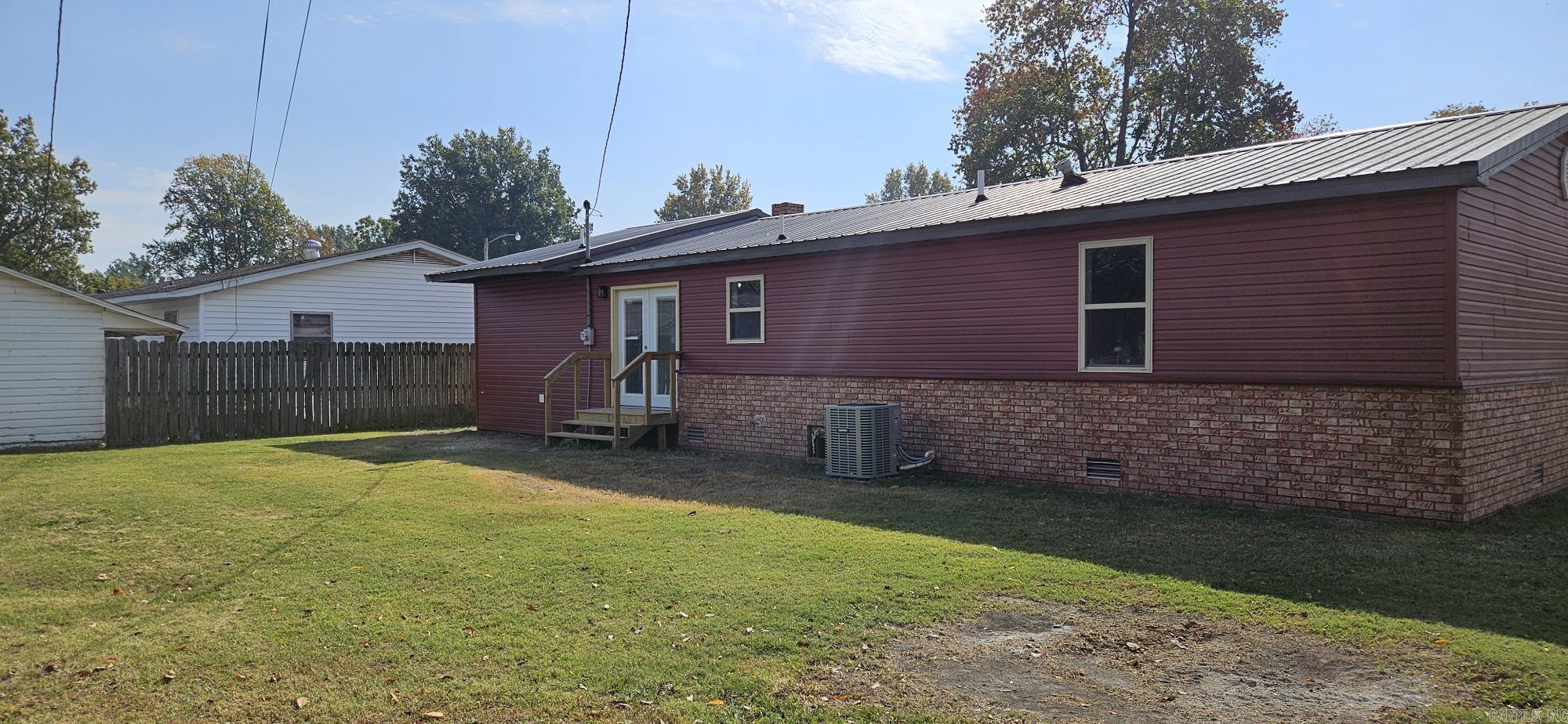 1004 Maddox St  Corning, AR