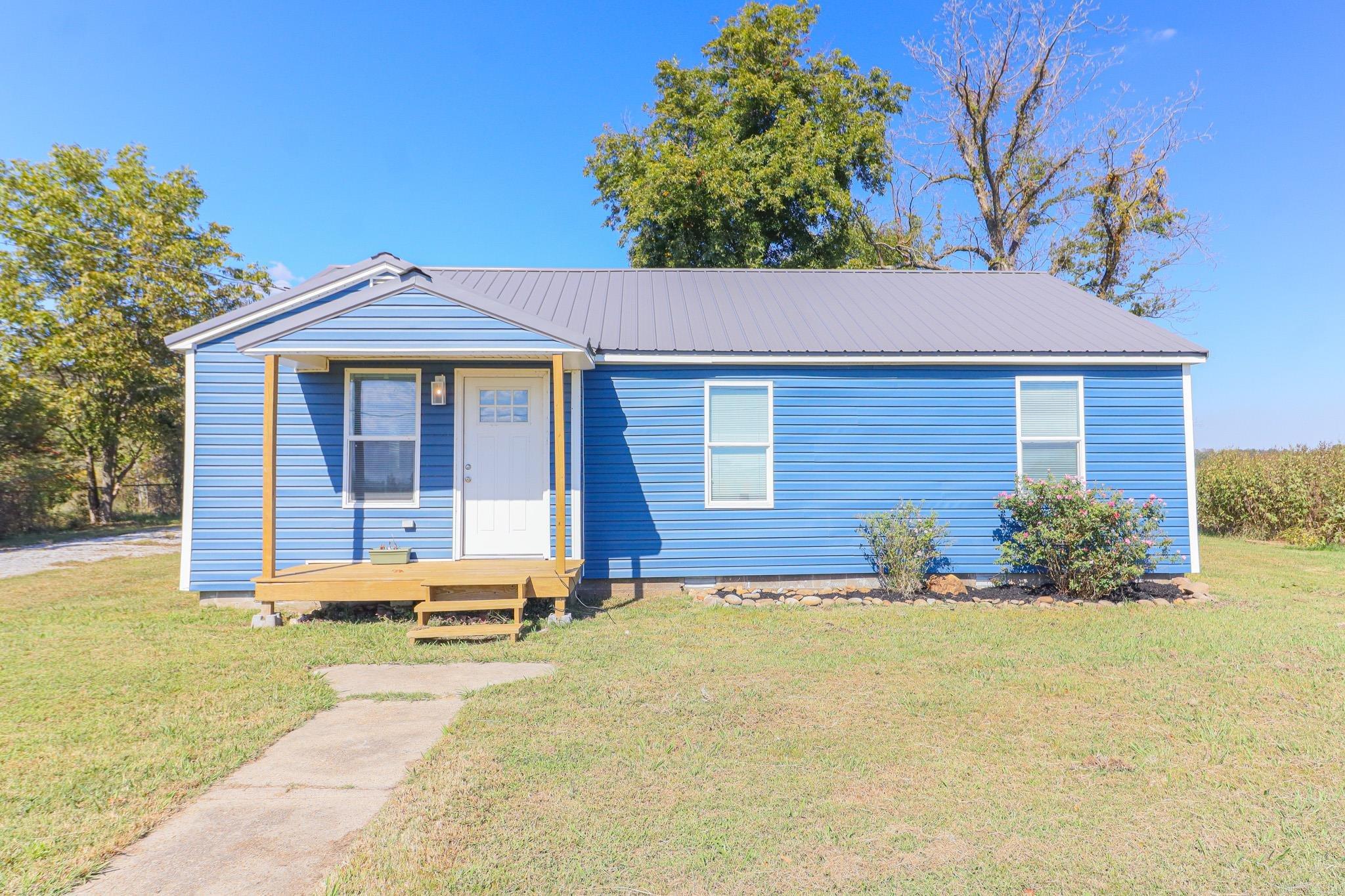 587 E Matthews  Brookland, AR
