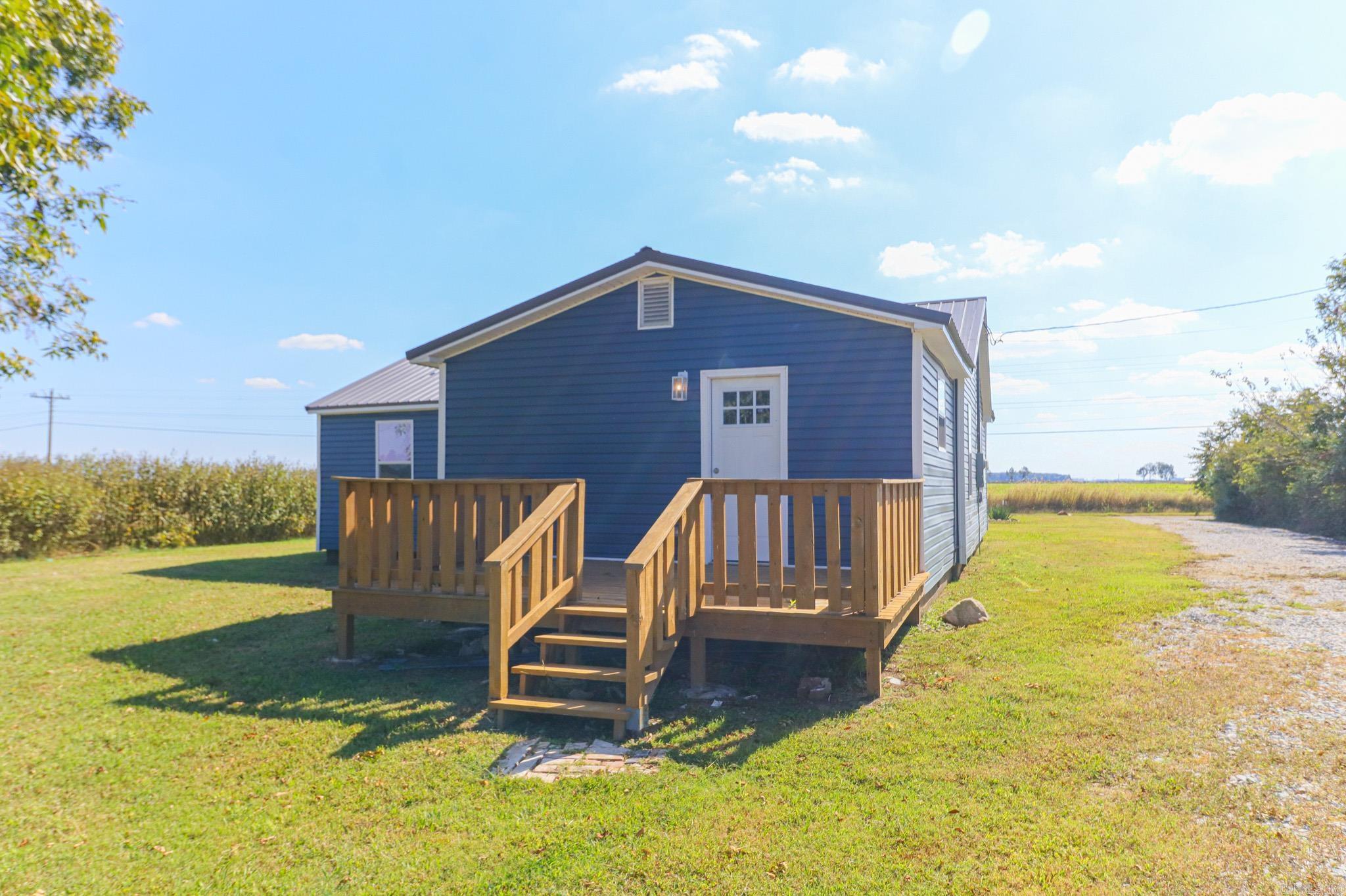 587 E Matthews  Brookland, AR