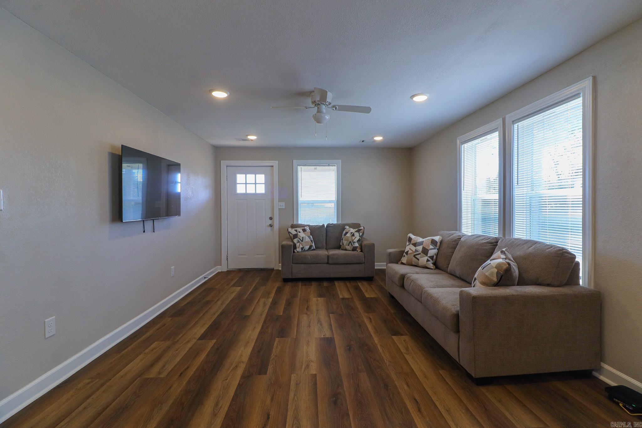 587 E Matthews  Brookland, AR