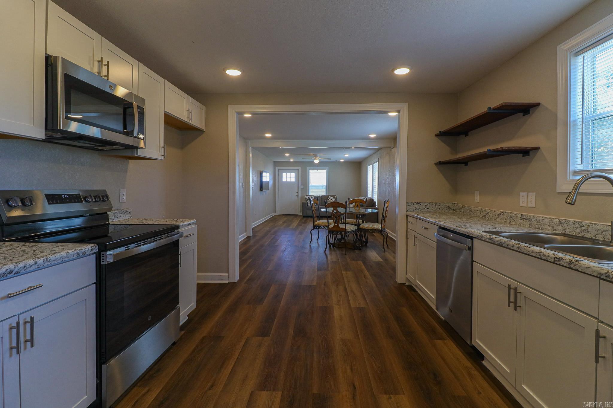 587 E Matthews  Brookland, AR