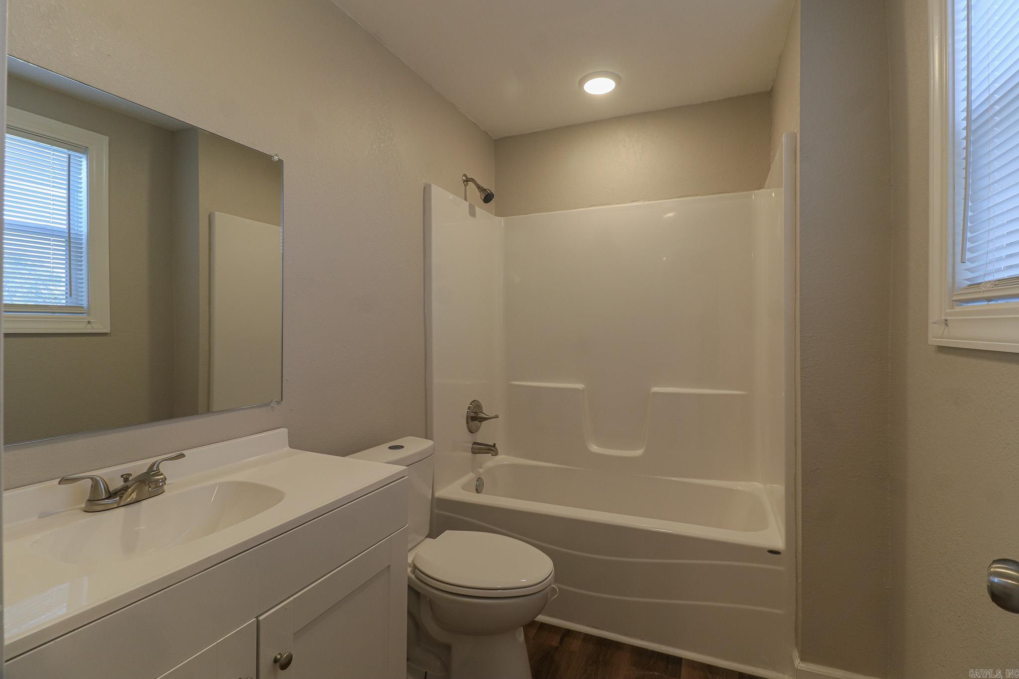 587 E Matthews  Brookland, AR