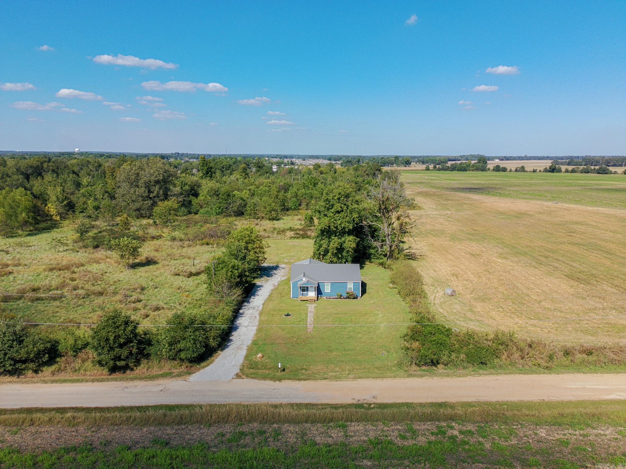587 E Matthews  Brookland, AR