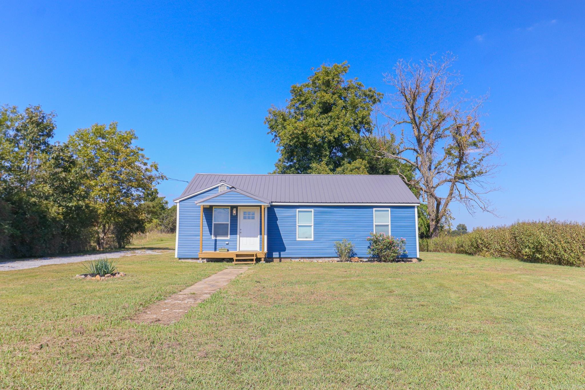 587 E Matthews  Brookland, AR