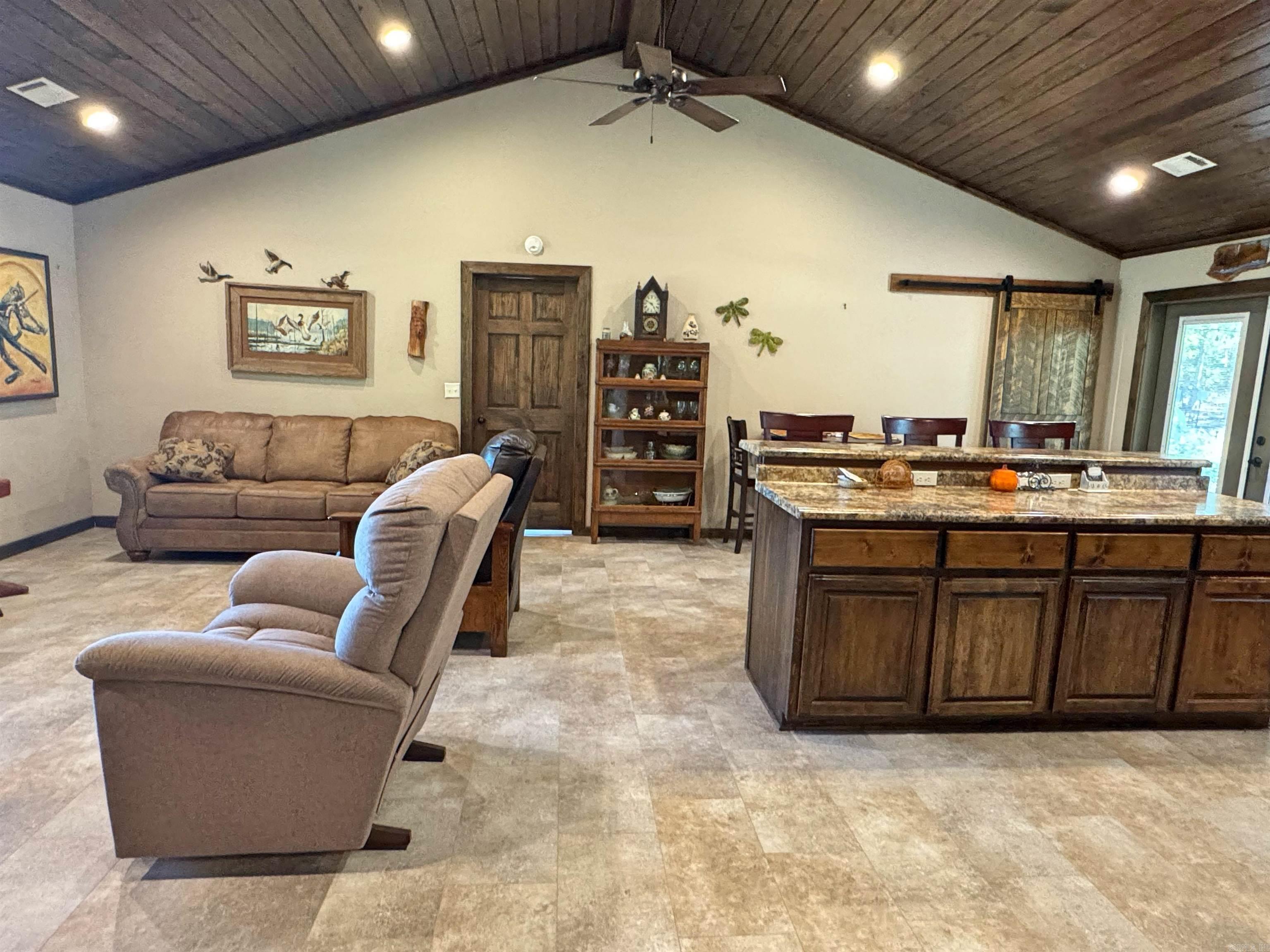 508 Harding Blvd Mountain View, AR 72560