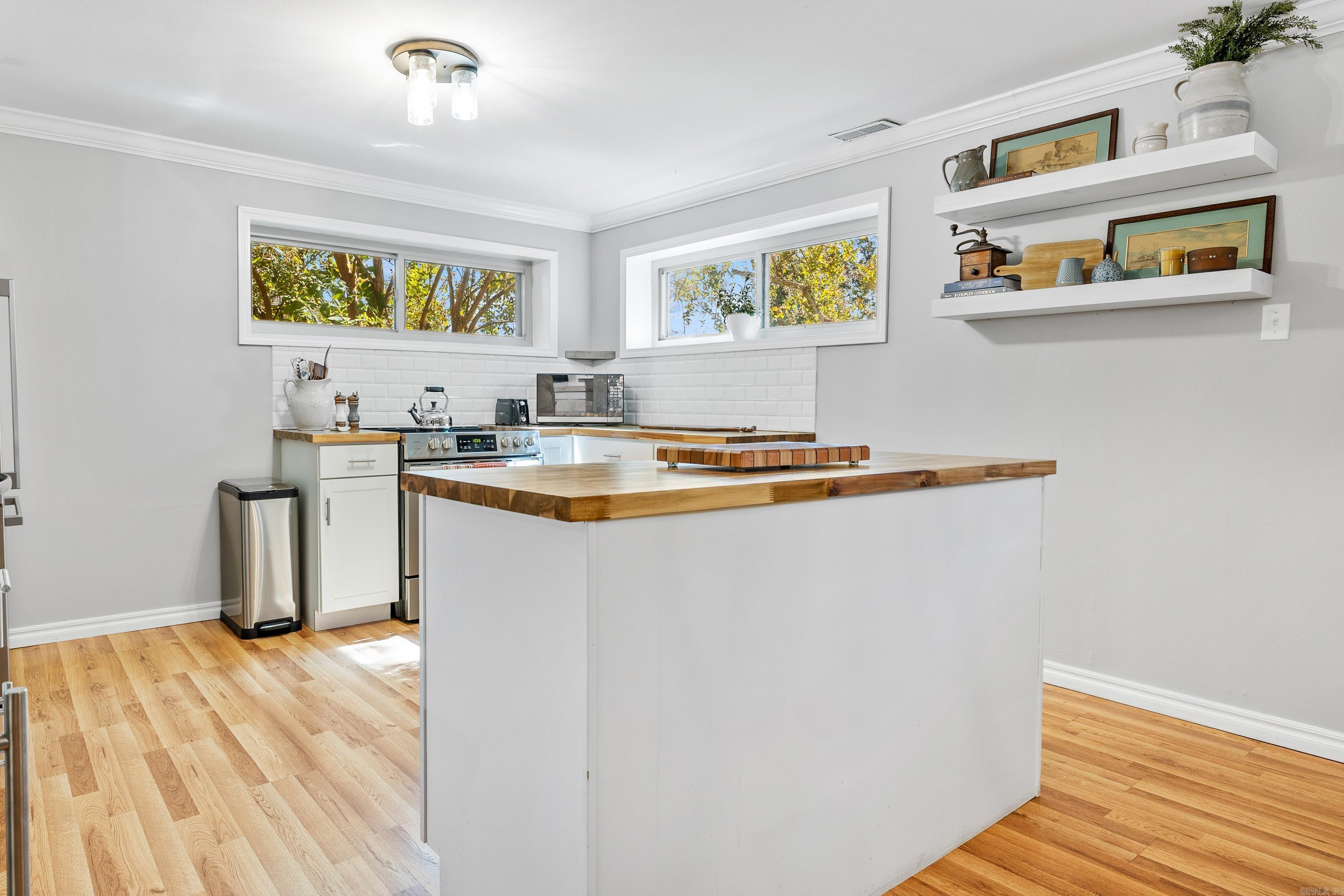 6 White Oak  Little Rock, AR