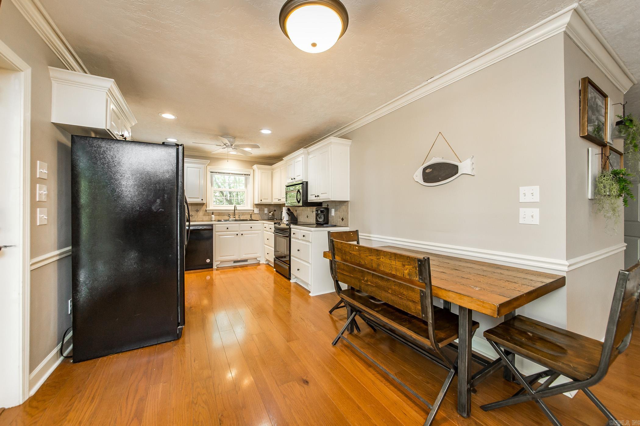 106 Set  Fairfield Bay, AR