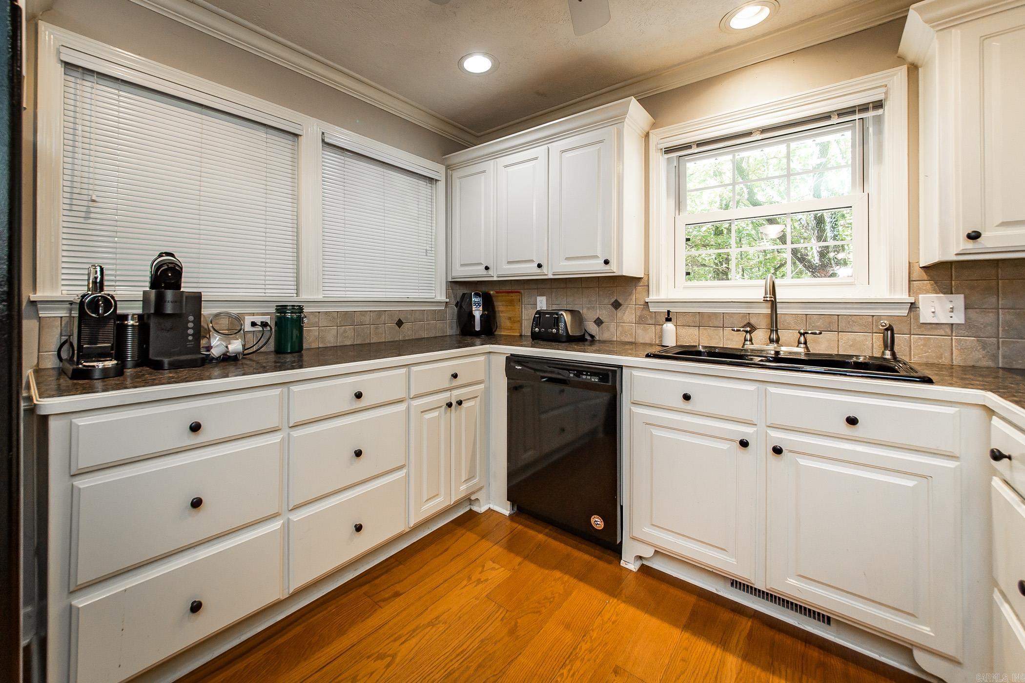 106 Set  Fairfield Bay, AR