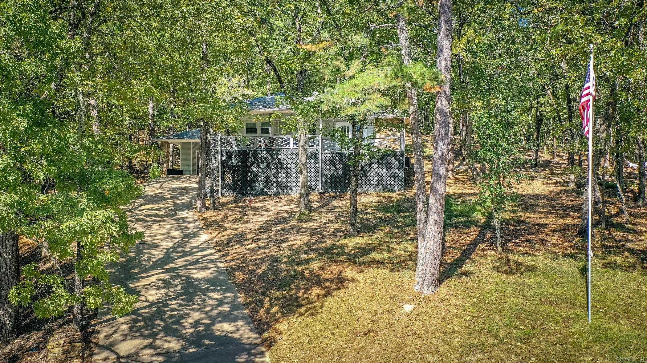 106 Set  Fairfield Bay, AR