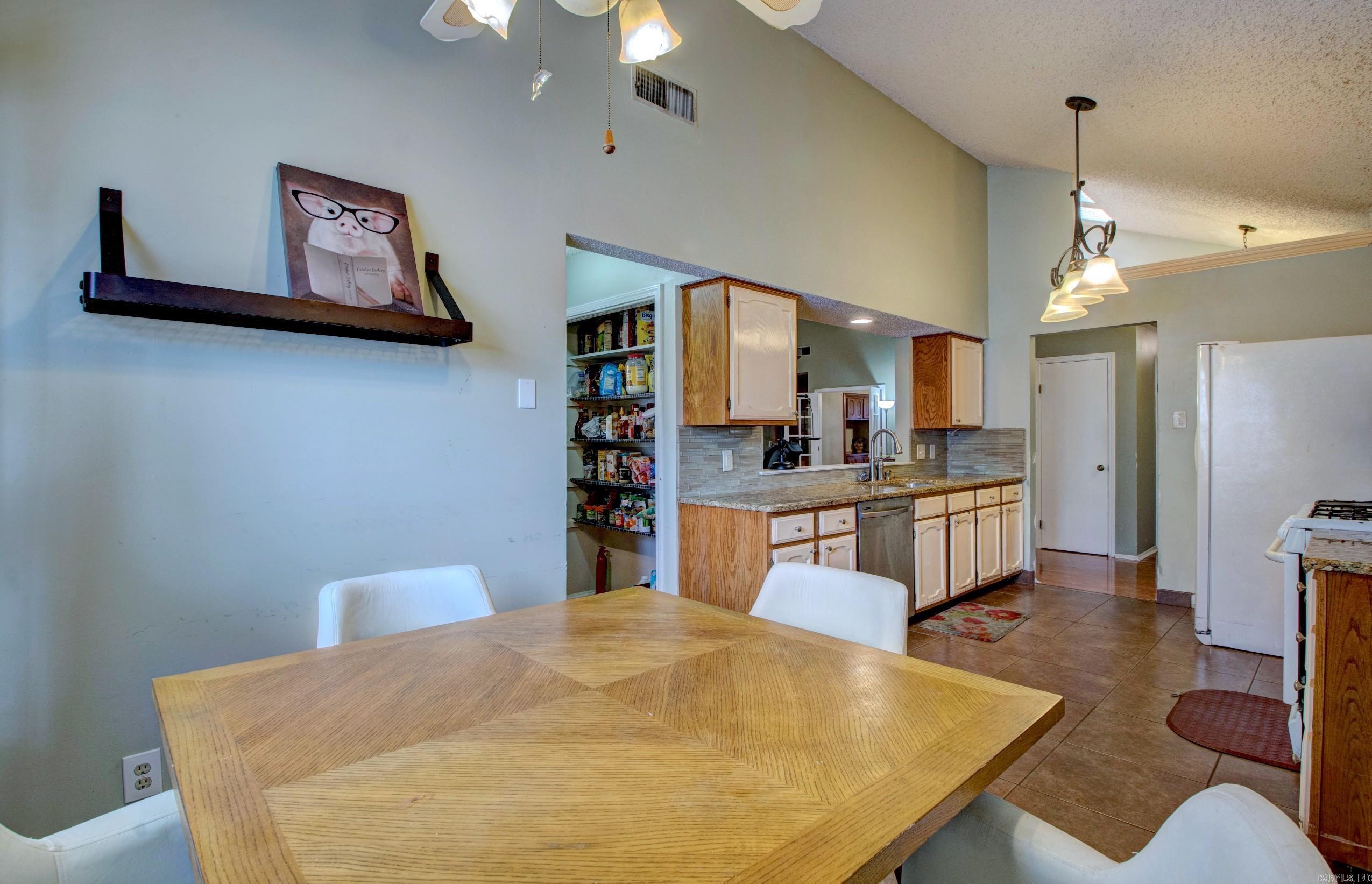 29 Lendl  Little Rock, AR