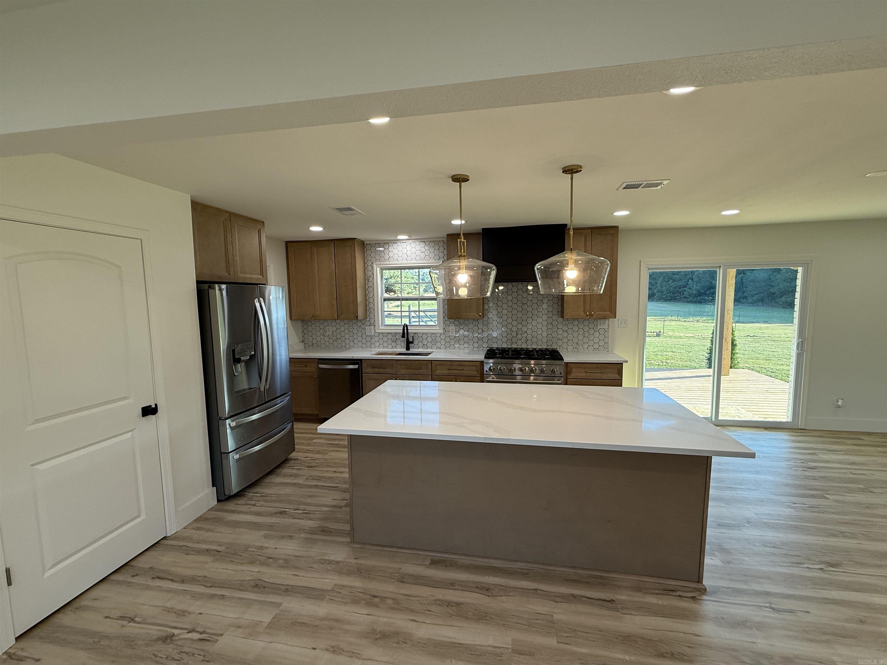 272 Hwy. 31  Romance, AR