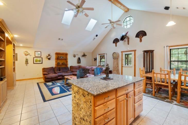 176 River Mist Drive Pangburn, AR 72143