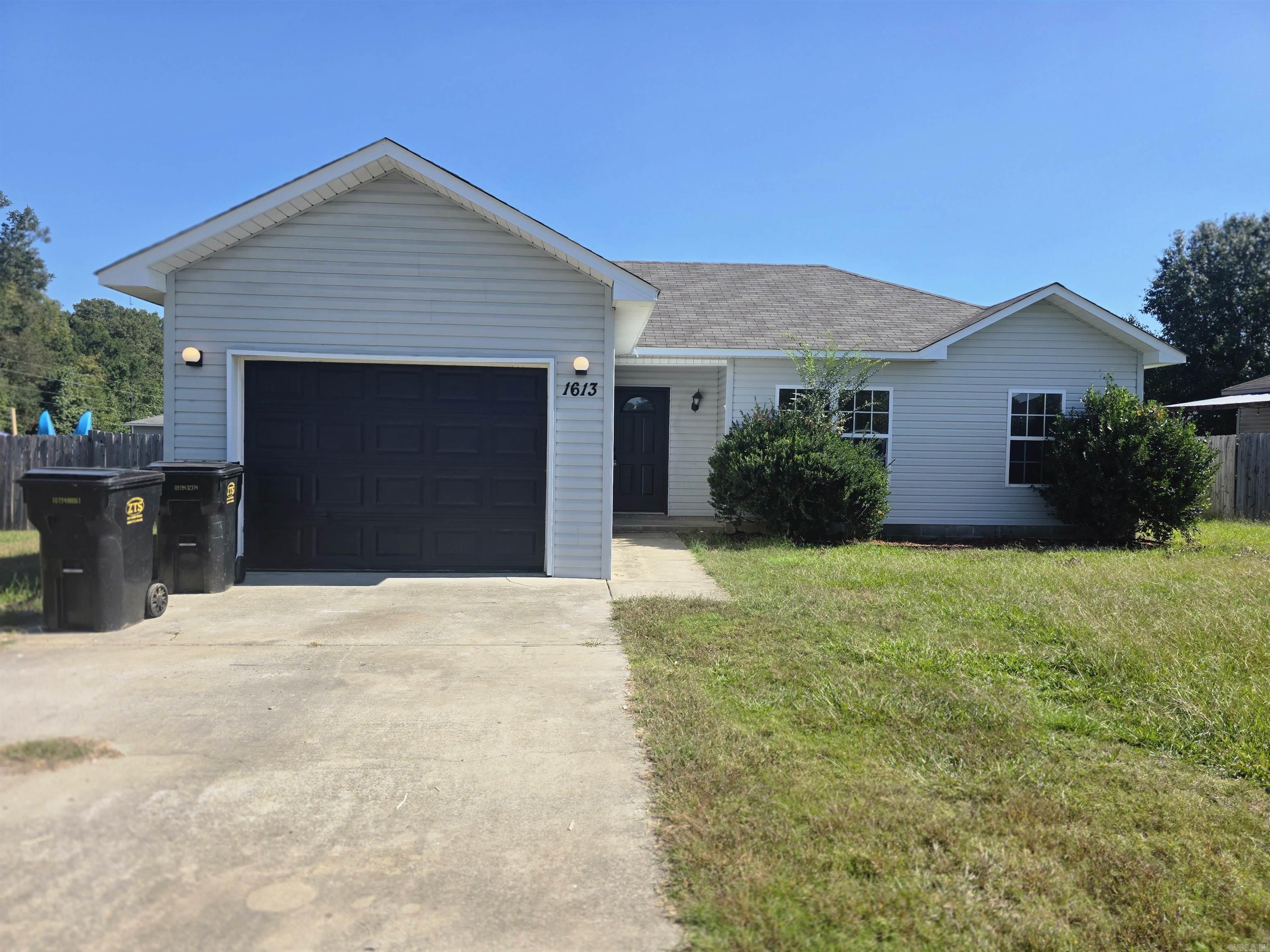 1613 Moon  Ward, AR