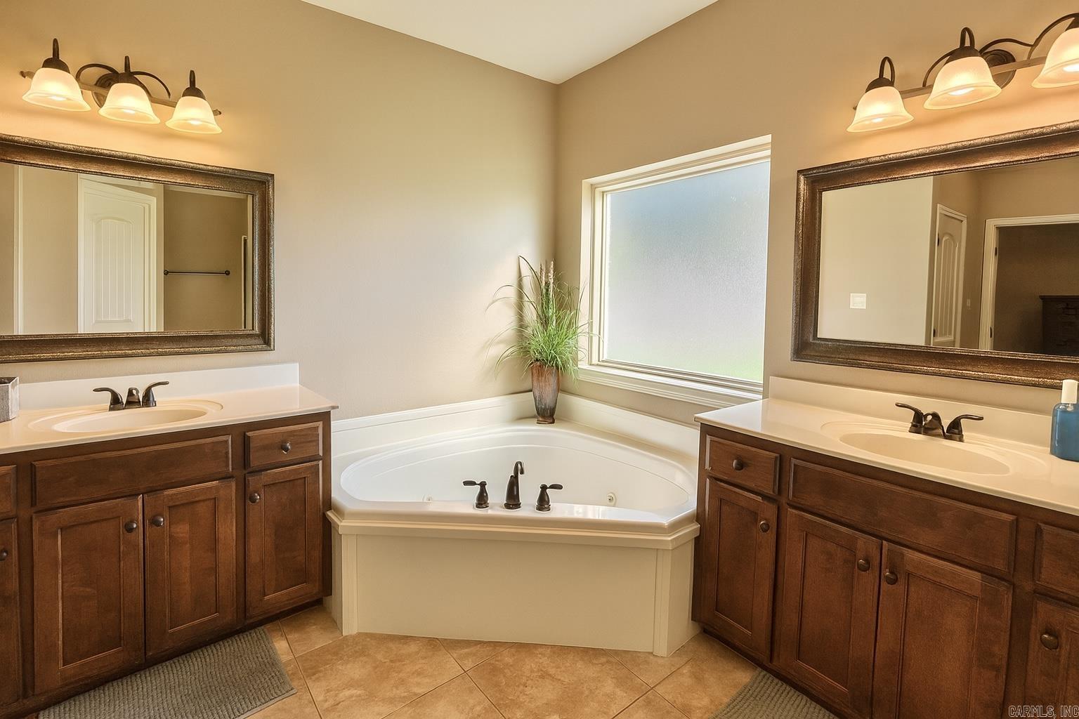 5005 Prestonwood Road Conway, AR 72034