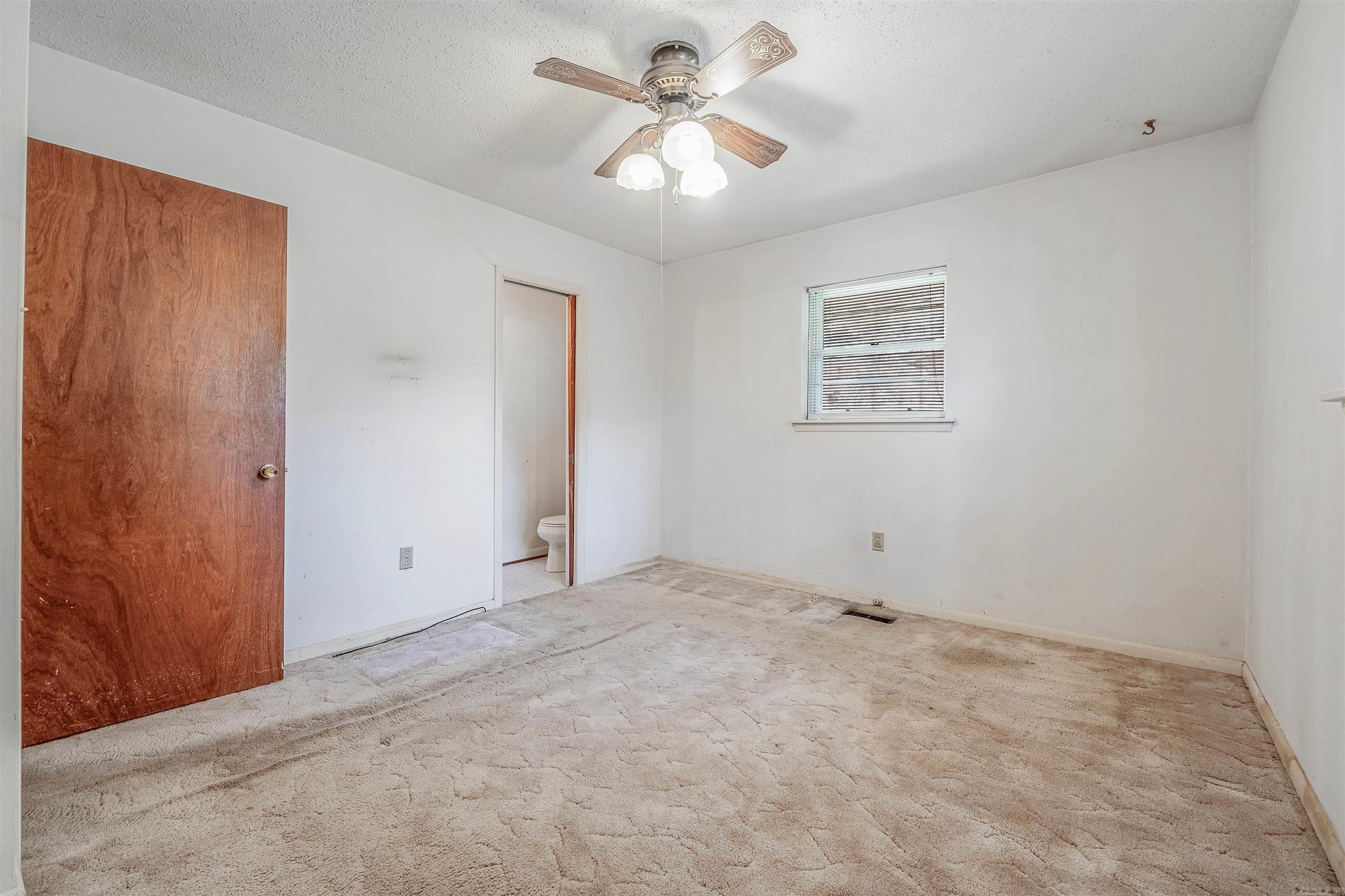 604 E Beverly Ave Sherwood, AR 72120