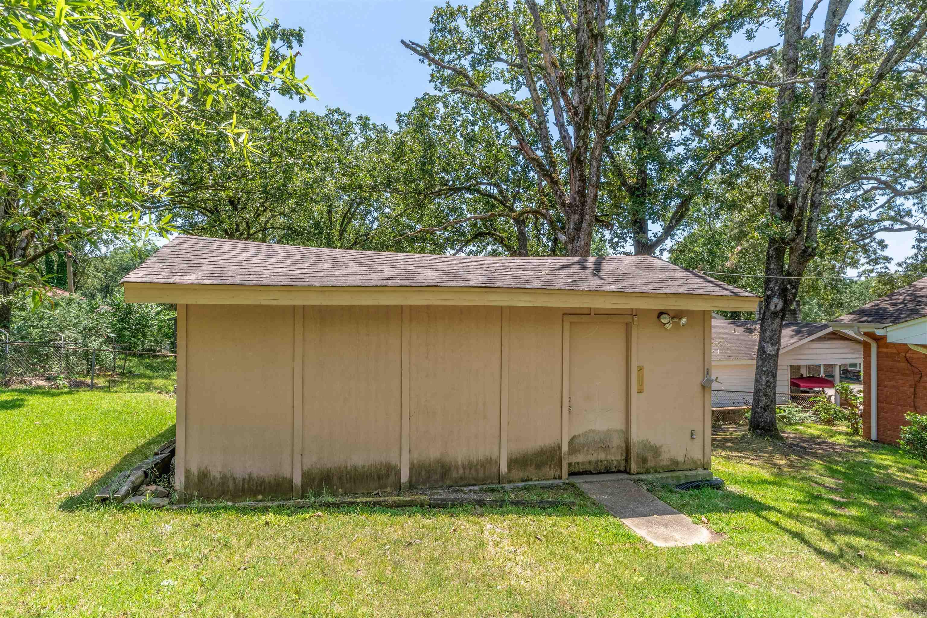 604 E Beverly Ave Sherwood, AR 72120