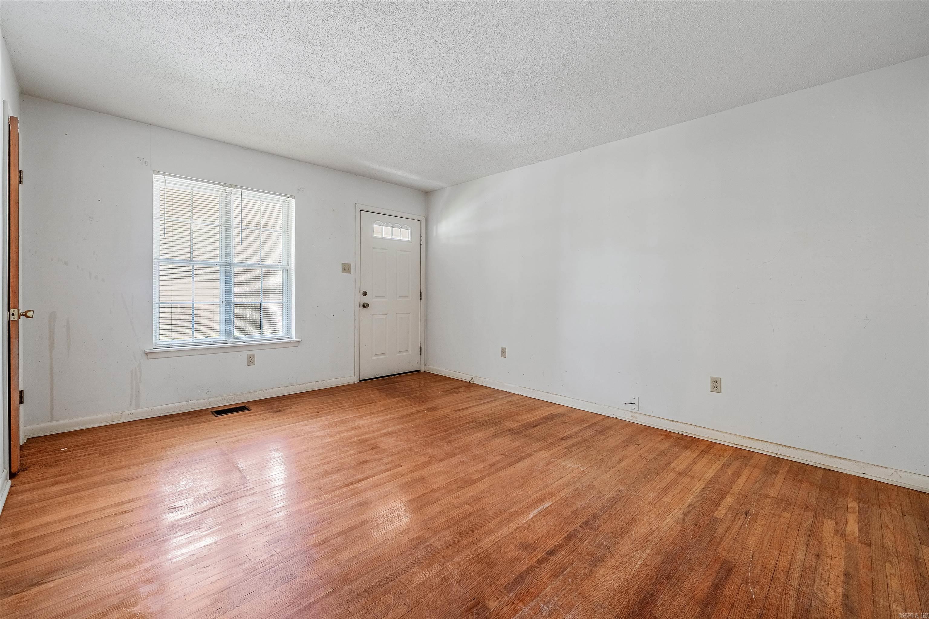 604 E Beverly Ave Sherwood, AR 72120