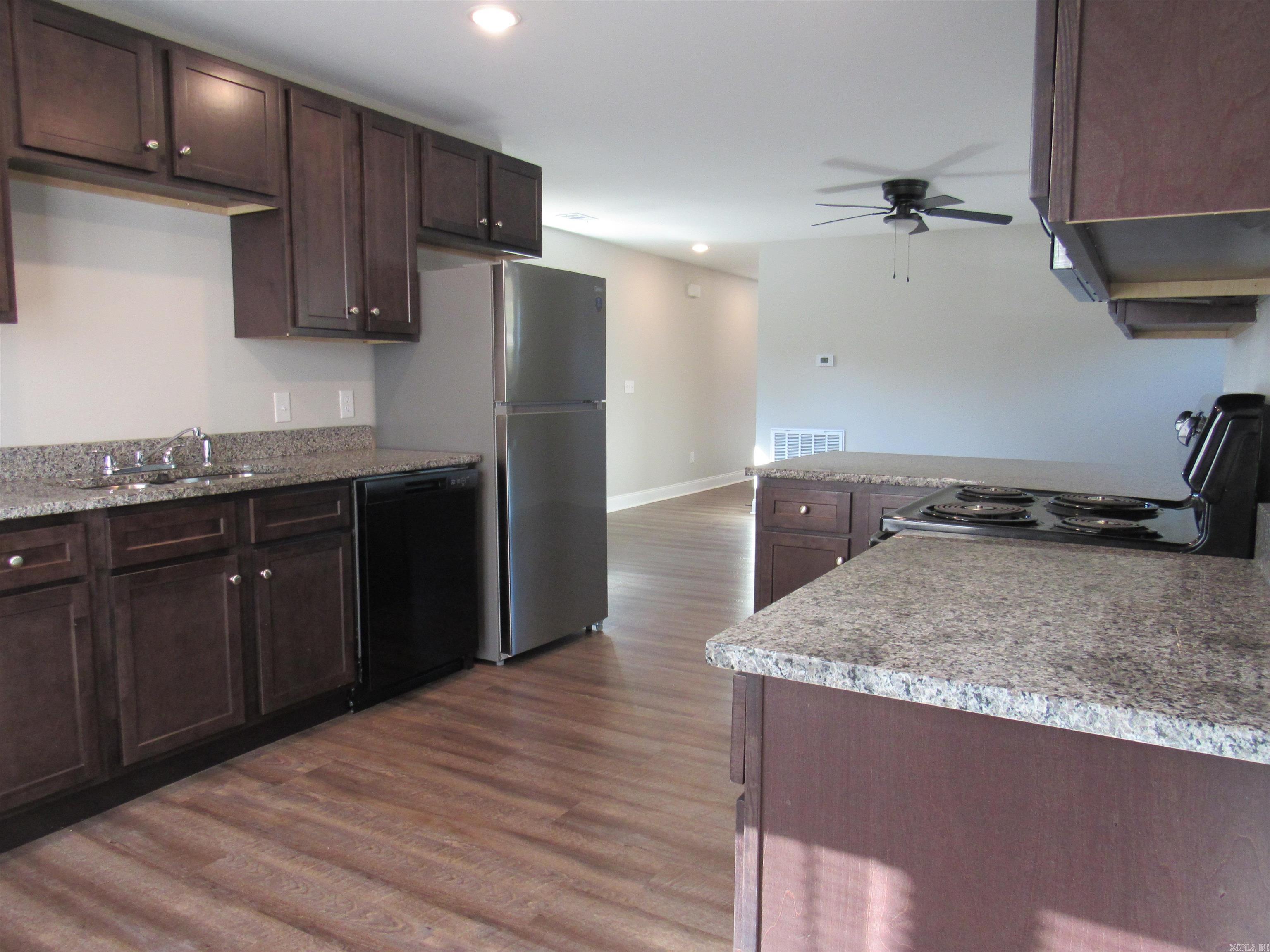 1516 S bailey  Jacksonville, AR