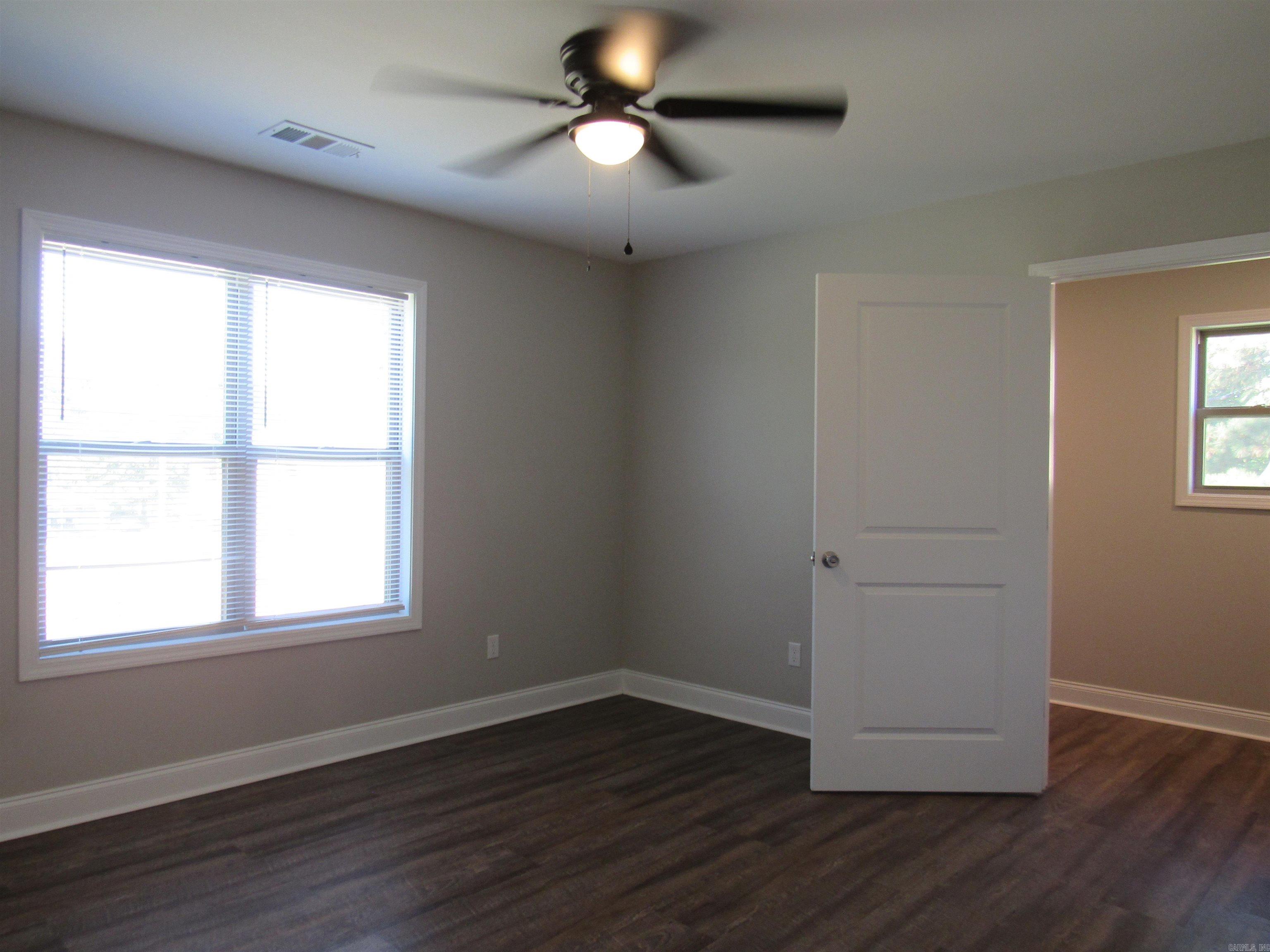 1516 S bailey  Jacksonville, AR