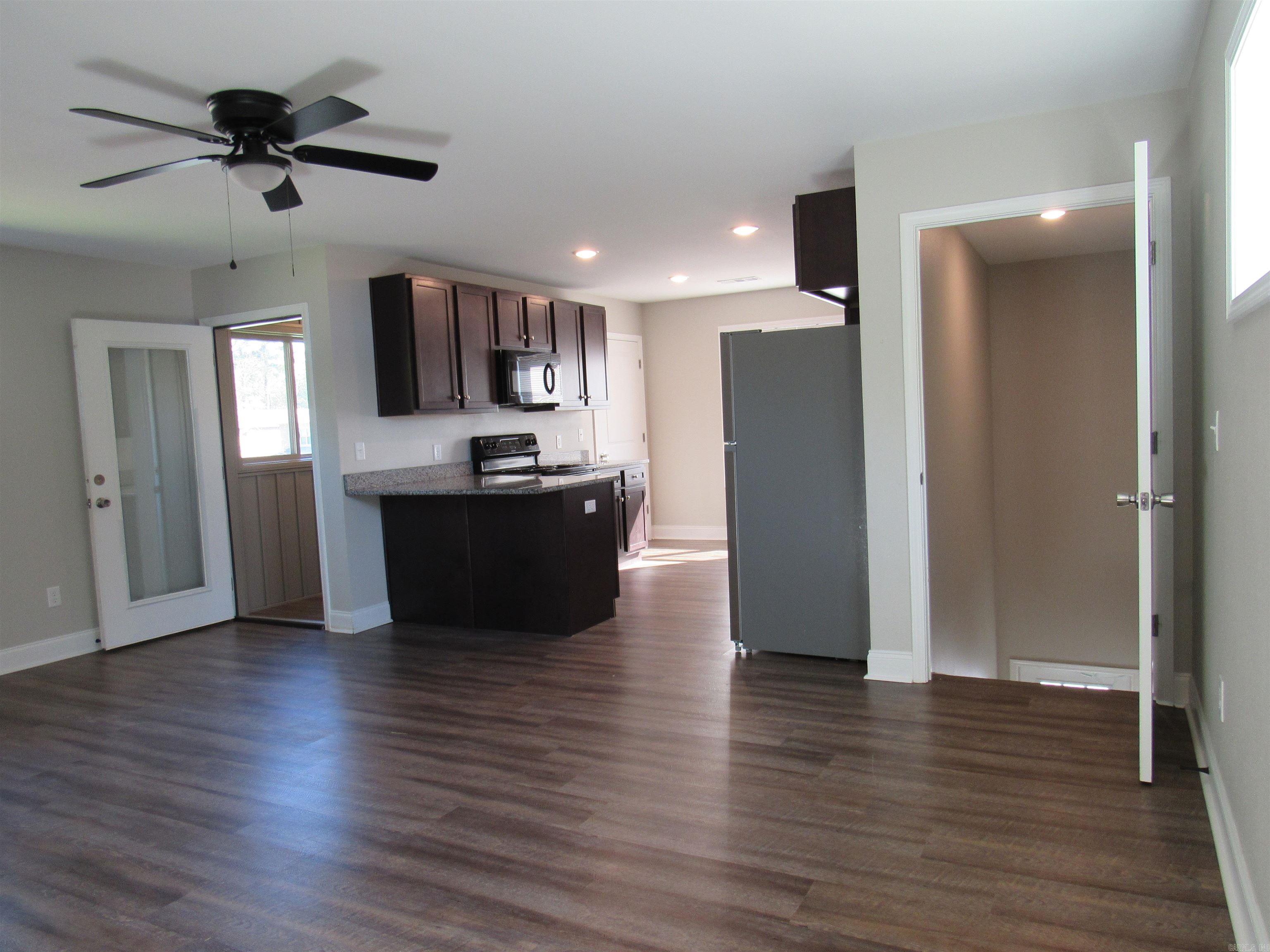 1516 S bailey  Jacksonville, AR