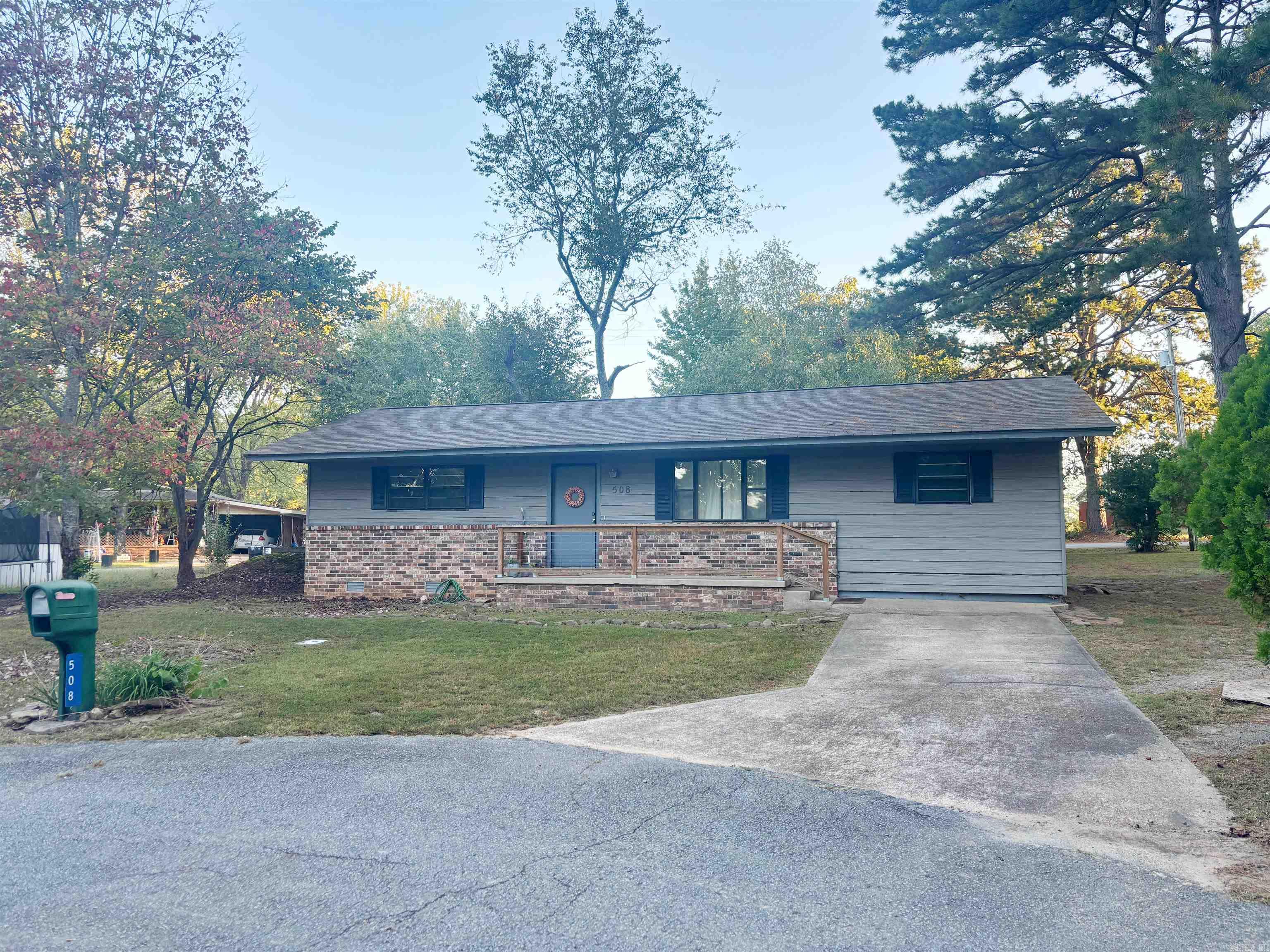 508  Mustang  Heber Springs, AR