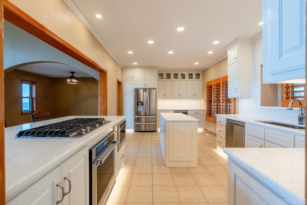 75 E Bluff Drive Quitman, AR 72131