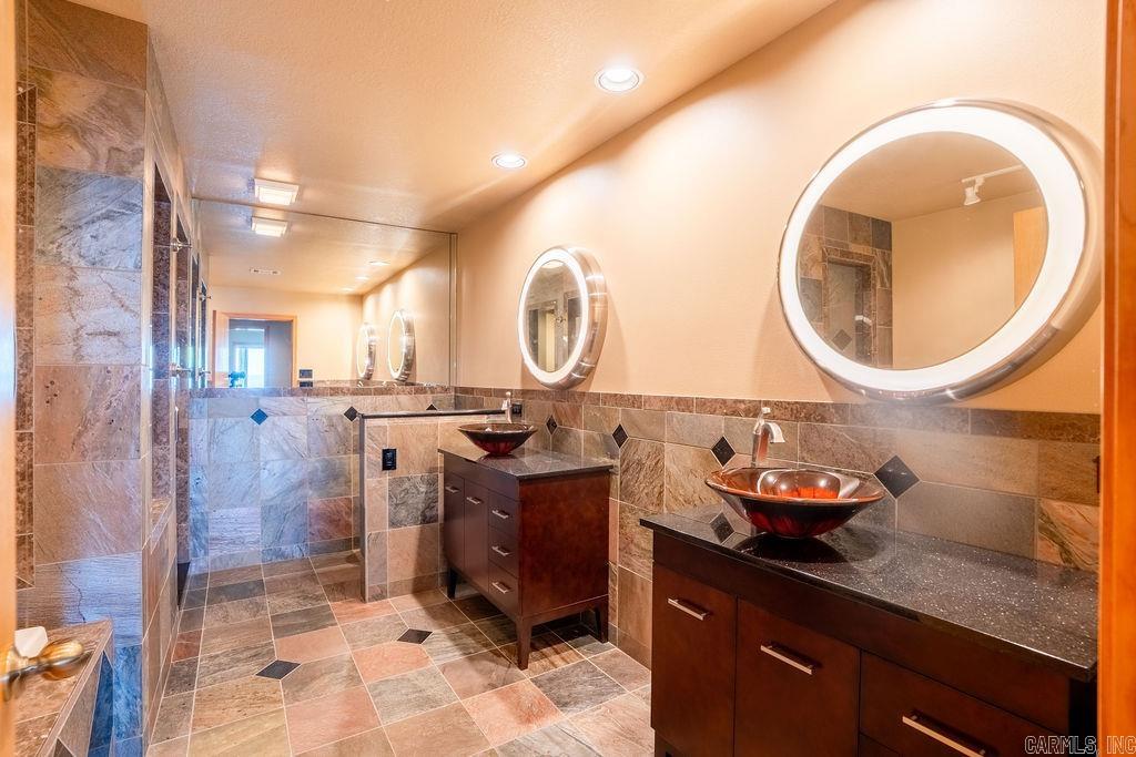 75 E Bluff Drive Quitman, AR 72131