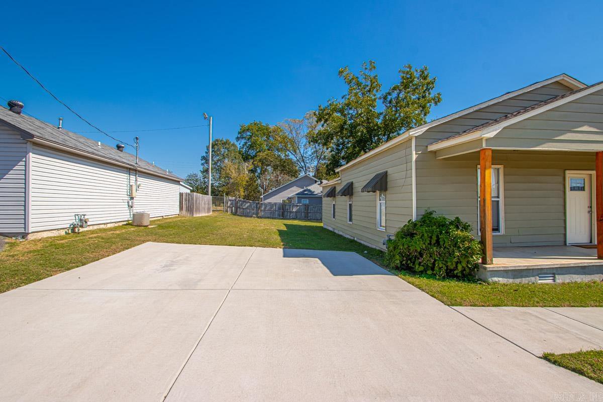 712 South Border Street  Benton, AR