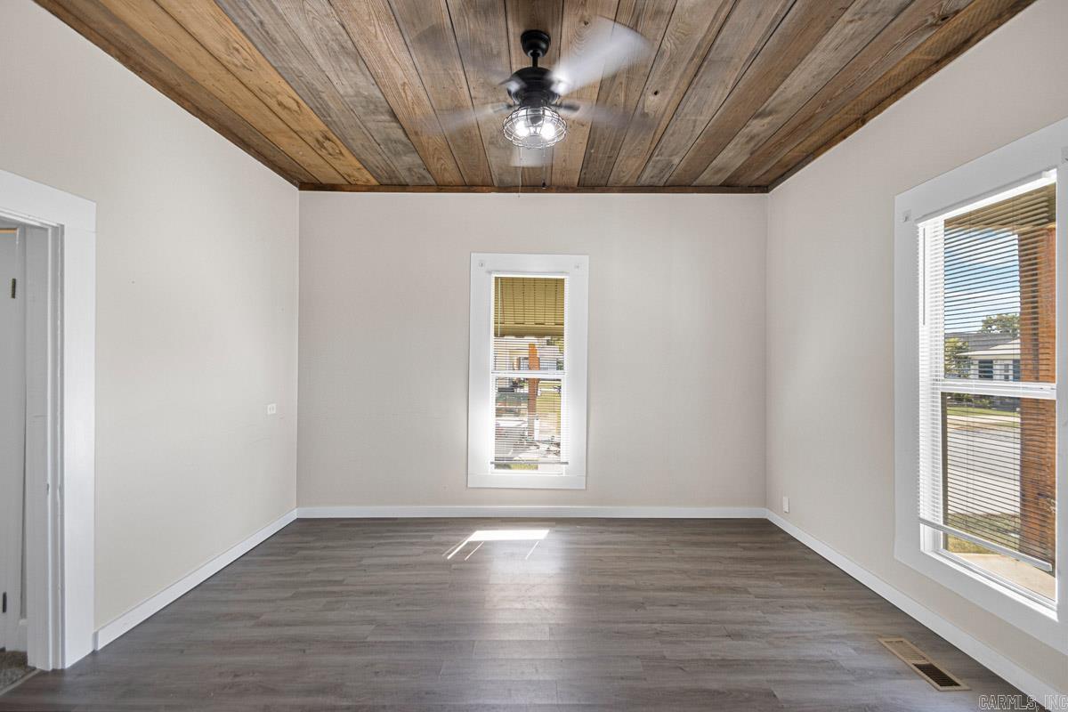 712 South Border Street  Benton, AR