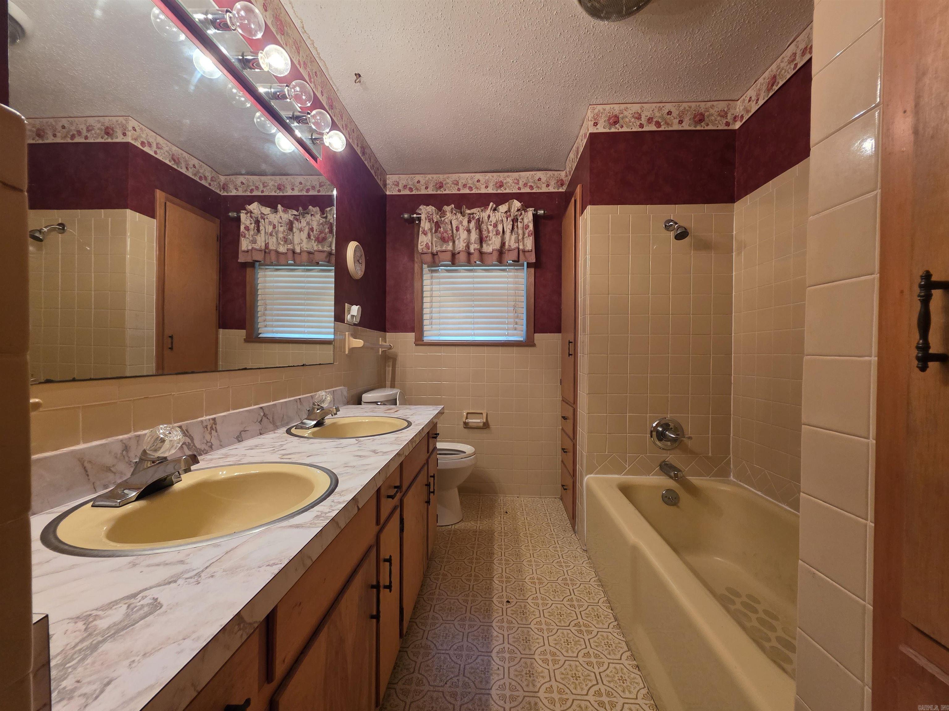 8431 Highway 79  Pine Bluff, AR