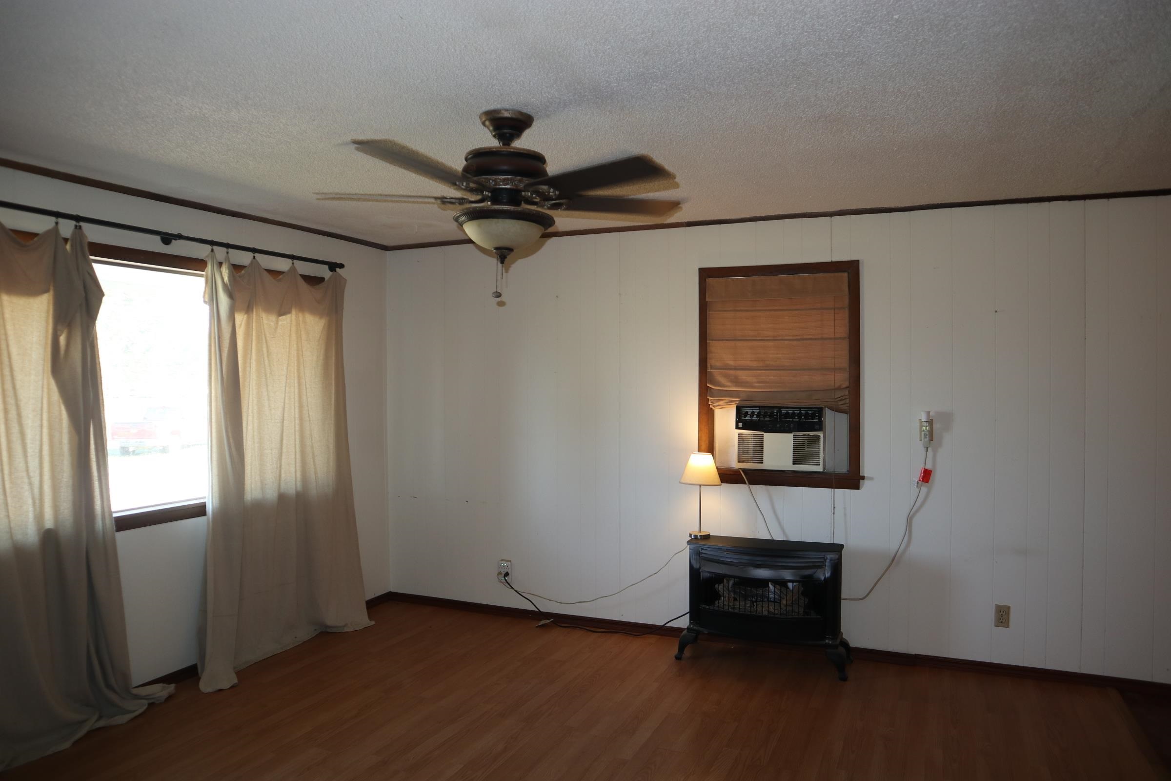 2577 Hwy 62/412 E  Salem, AR