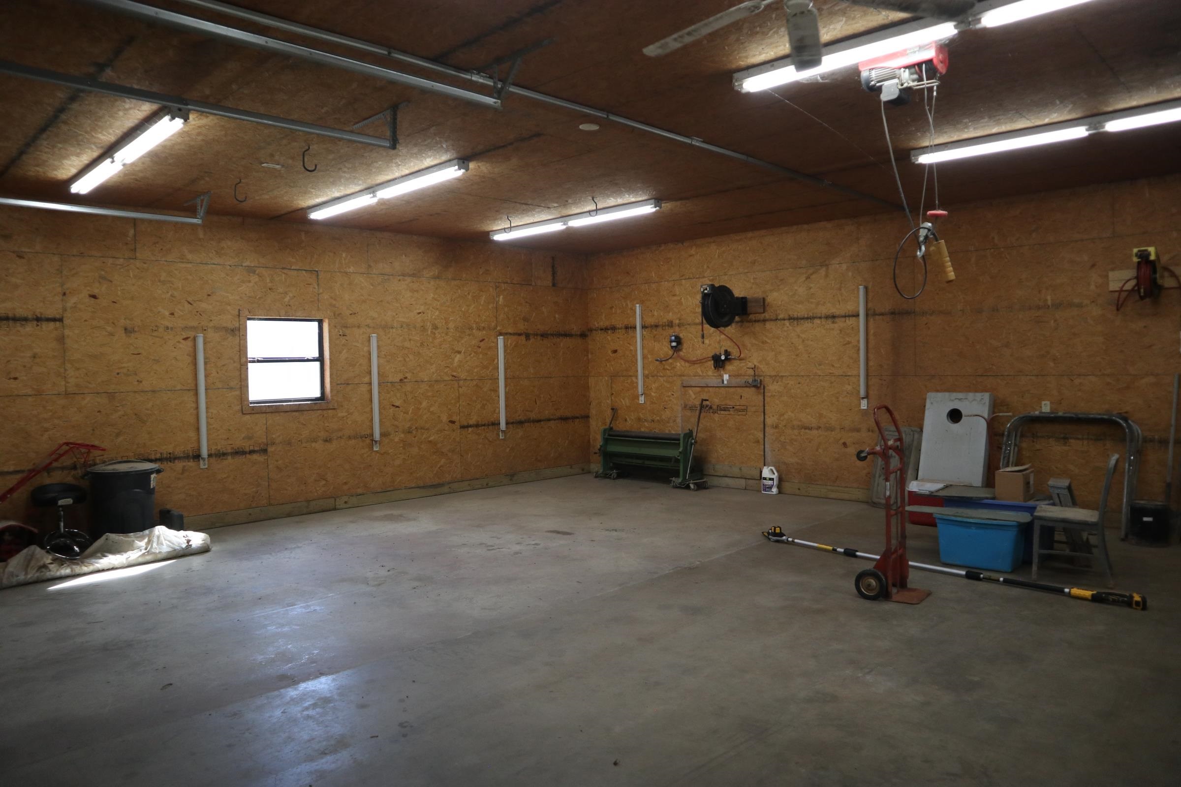 2577 Hwy 62/412 E  Salem, AR