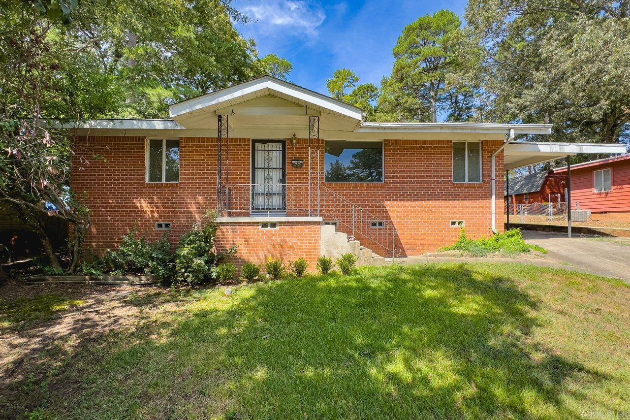 77 Broadmoor  Little Rock, AR